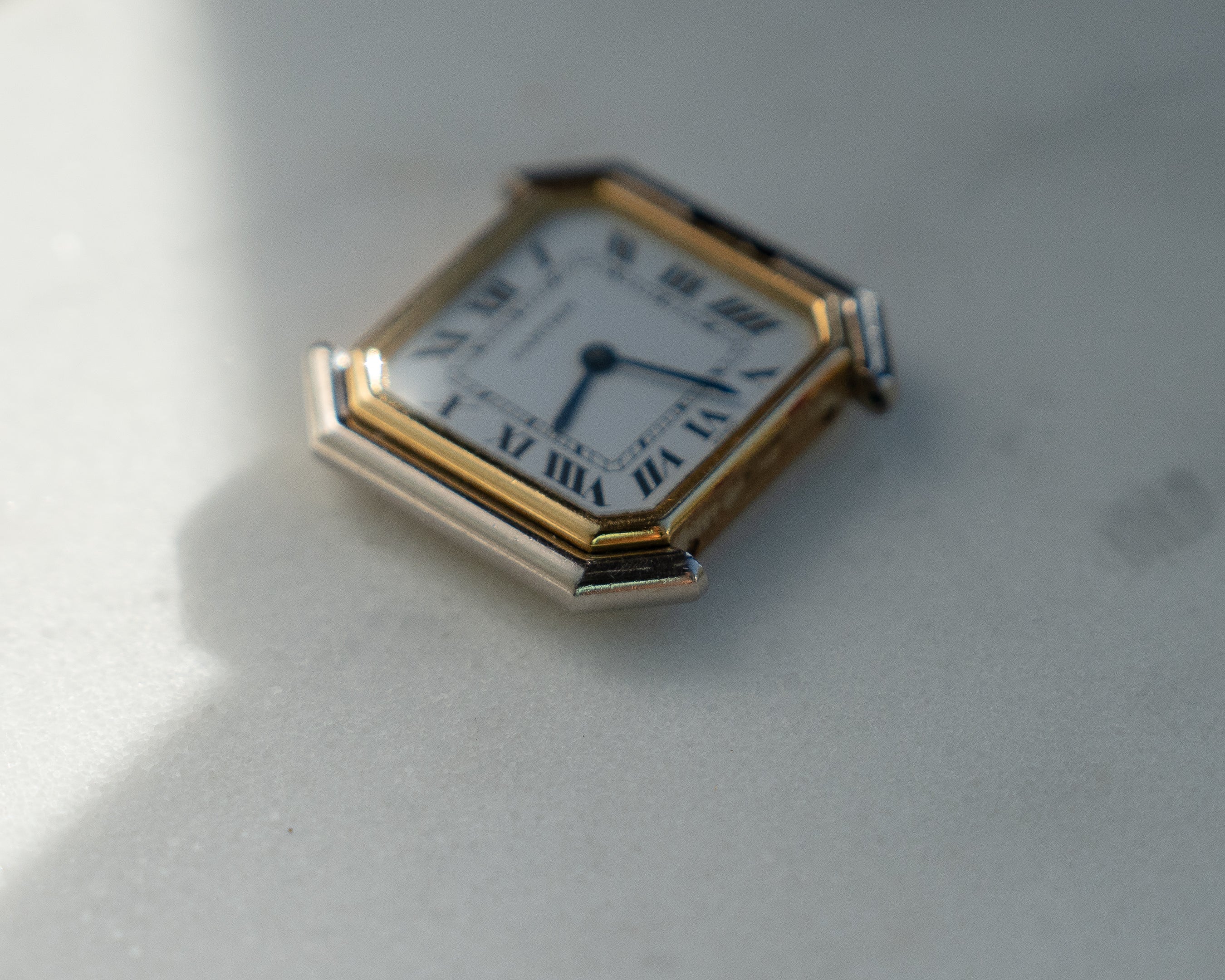 Cartier Ceinture 18k White & Yellow Gold, LM size - mechanical wind movement