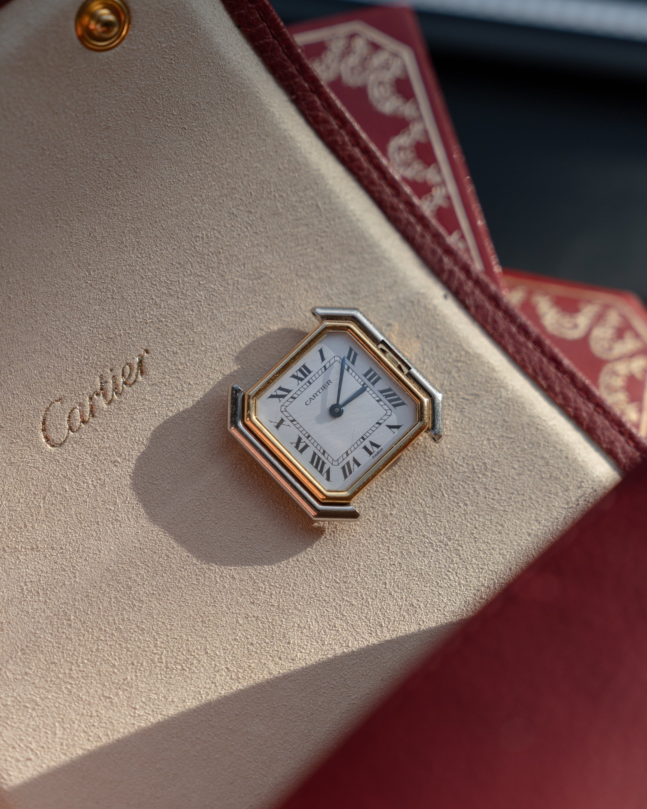 Cartier Ceinture 18k White & Yellow Gold, LM size - mechanical wind movement