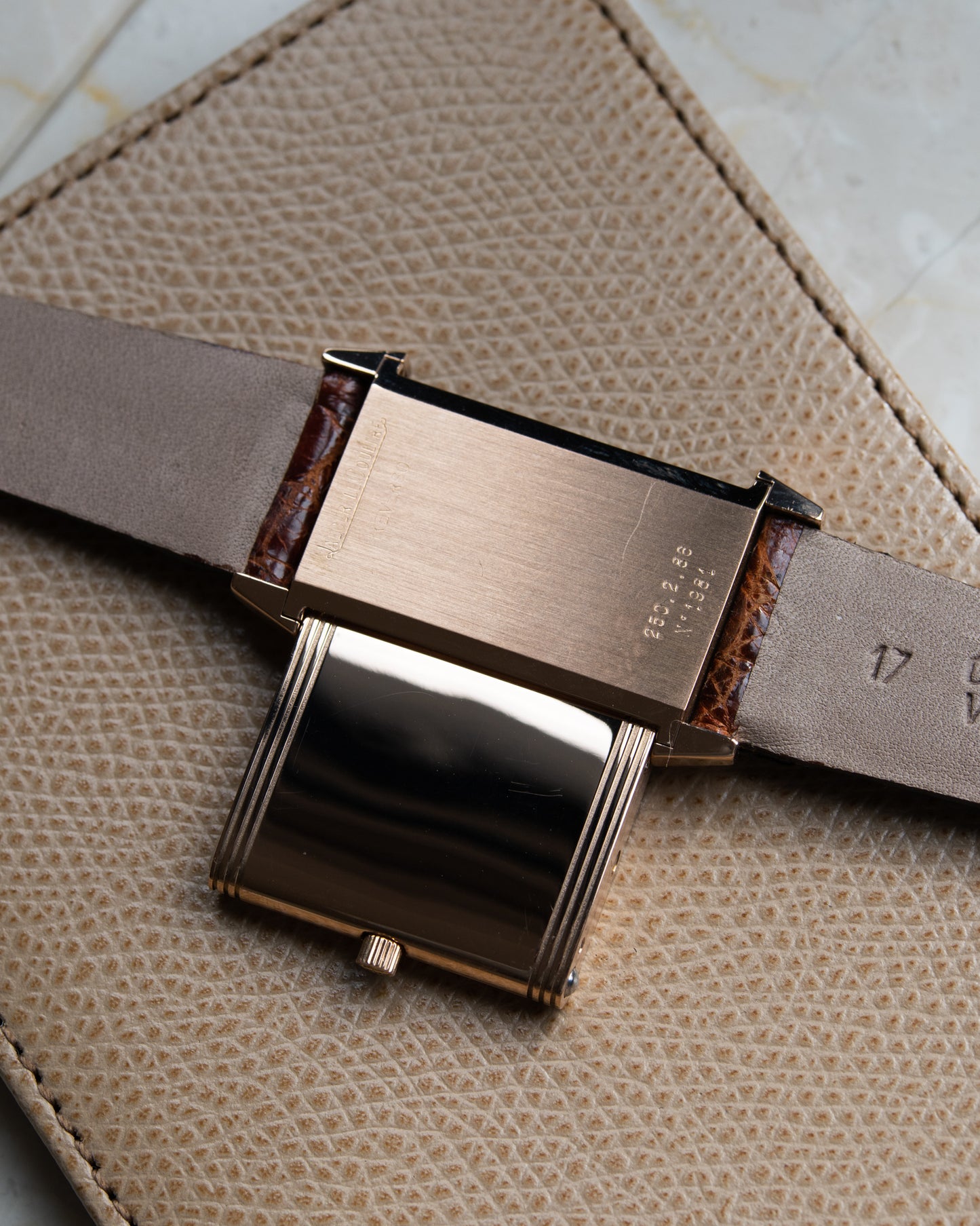 Jaeger-LeCoultre Reverso Ref 250.2.86 in 18k PG