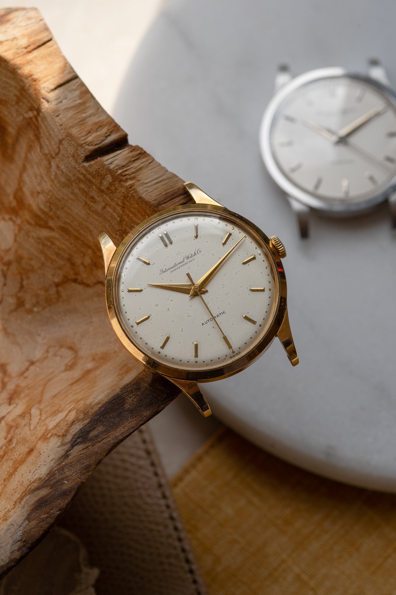 IWC dress watch in 18k Gold, cal. 853 from 1962/3 – Special Dial