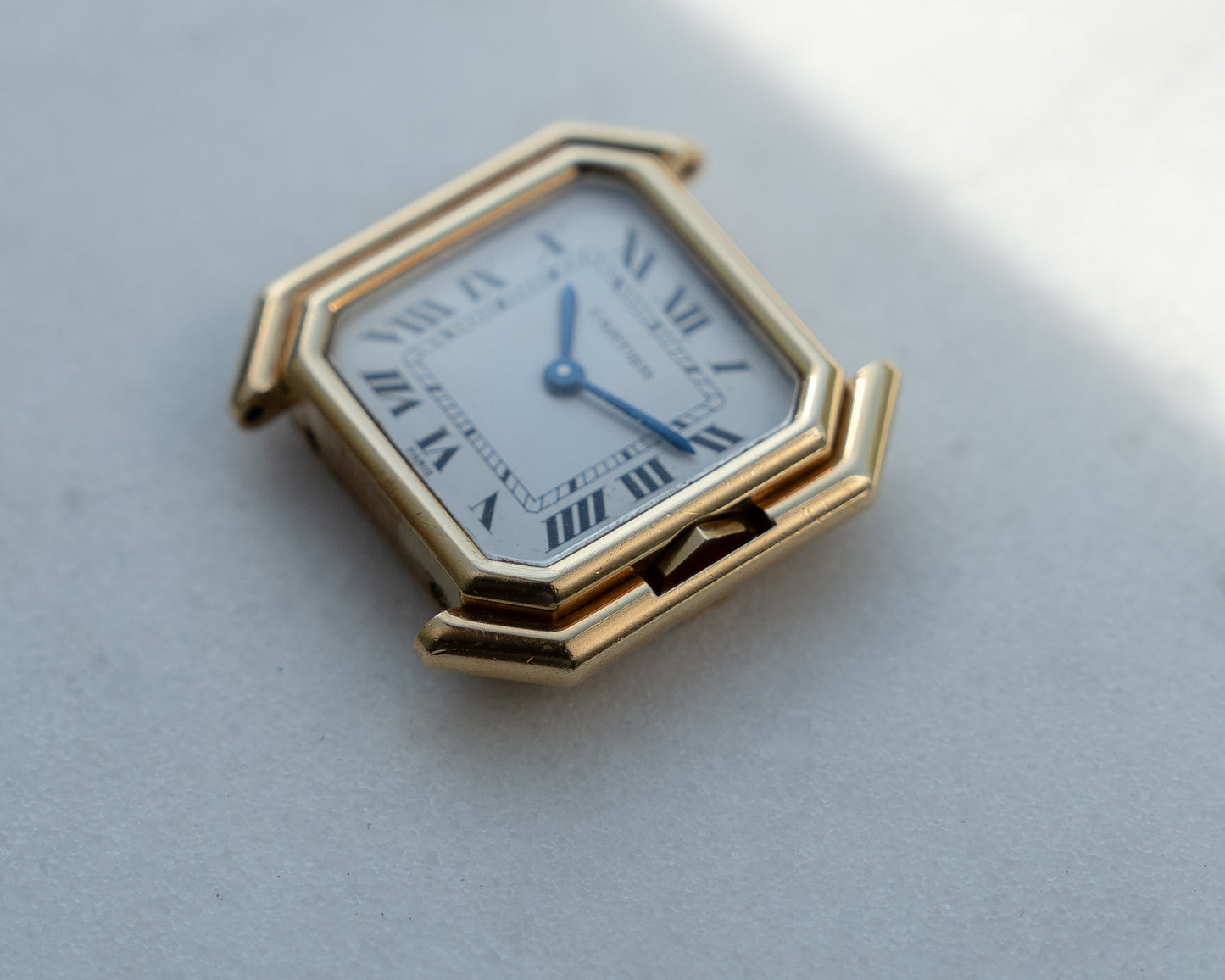 Cartier Ceinture in Yellow Gold, Paris Dial, ref 78100 SM size - mechanical wind movement