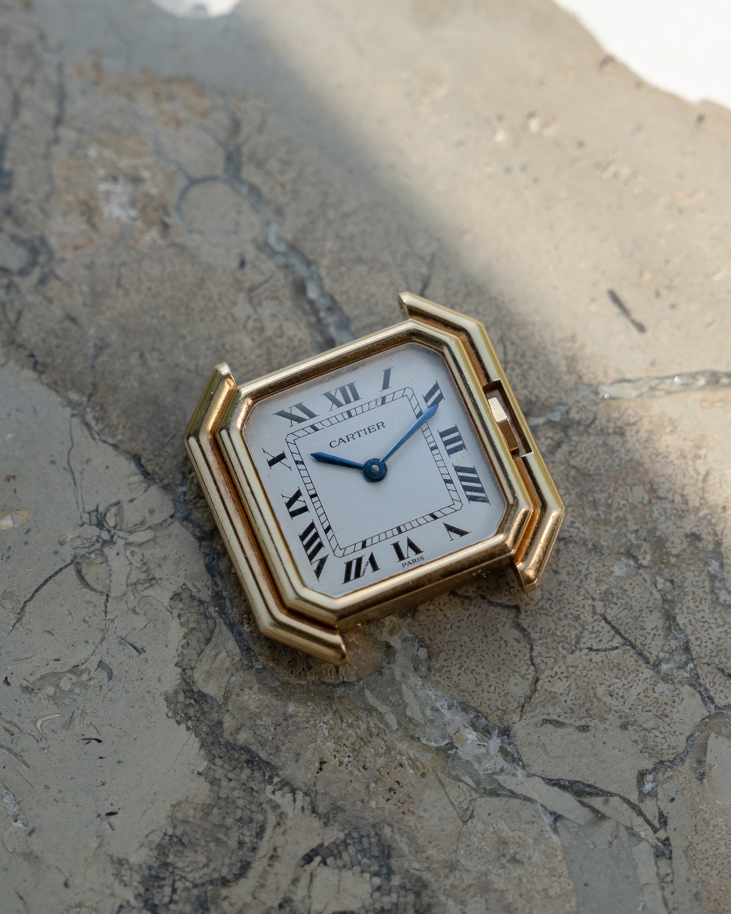 Cartier Ceinture in Yellow Gold, Paris Dial, ref 78100 SM size - mechanical wind movement
