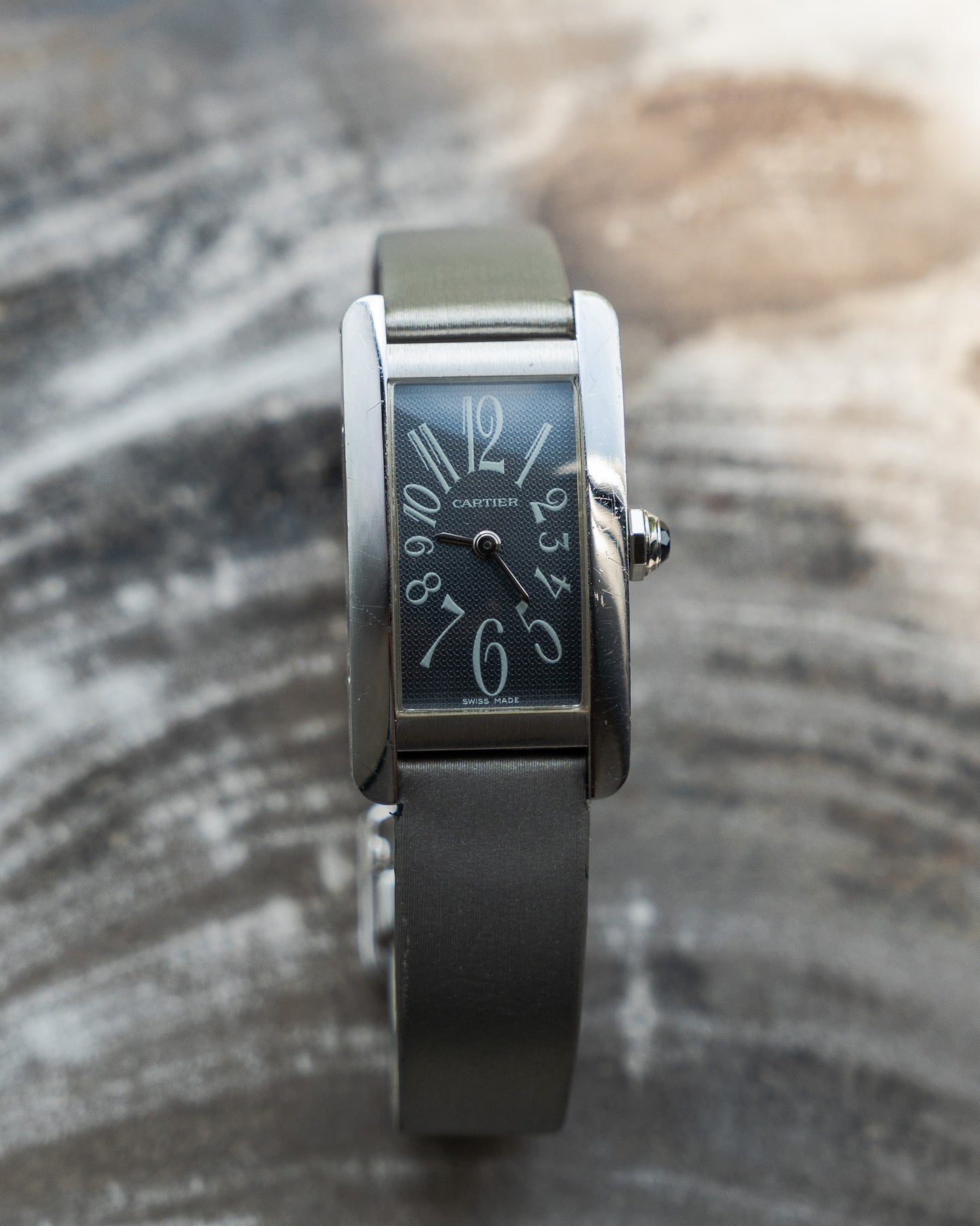 Cartier Tank Américaine in white gold, ref 1713, grey dial, full set