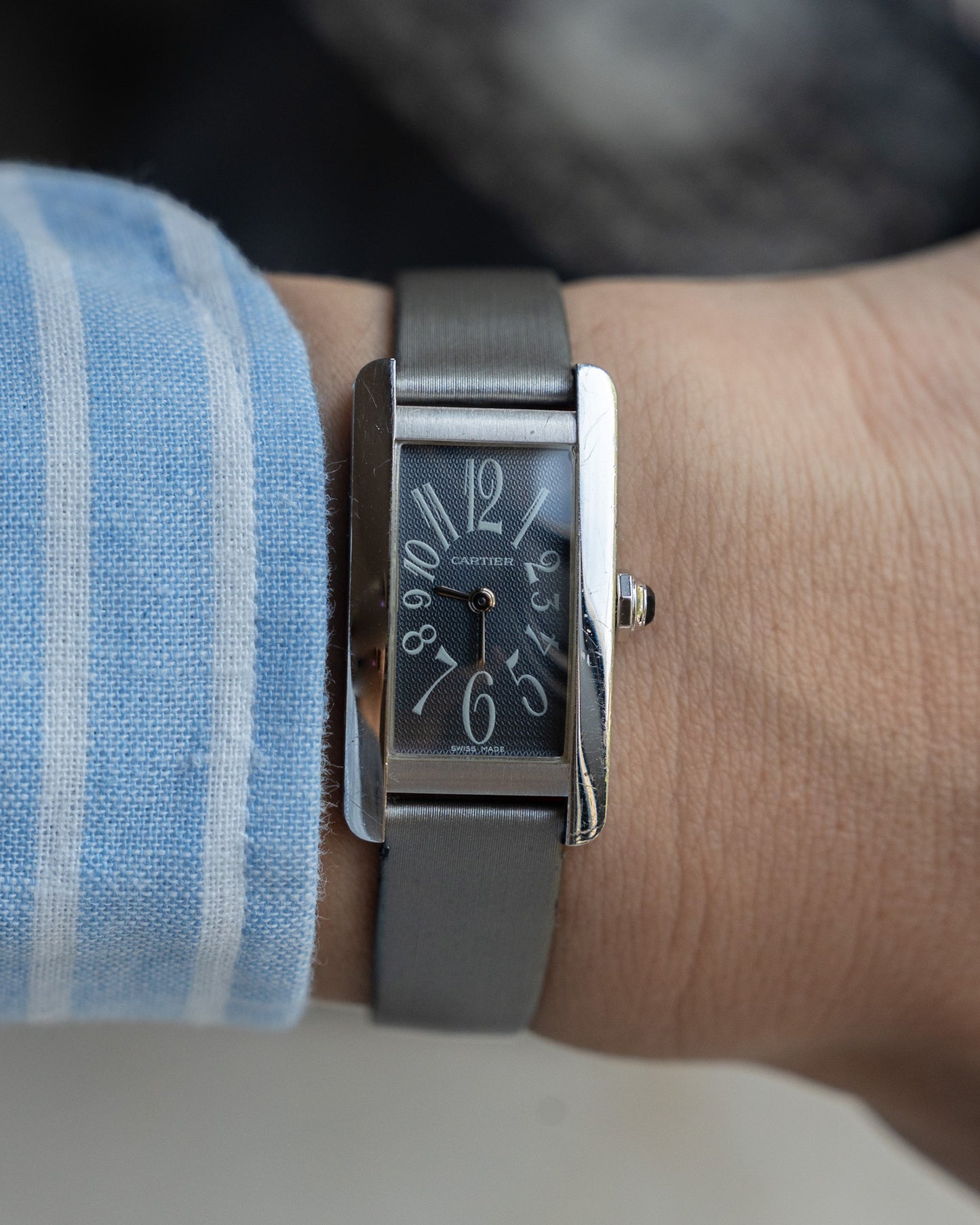 Cartier Tank Américaine in white gold, ref 1713, grey dial, full set