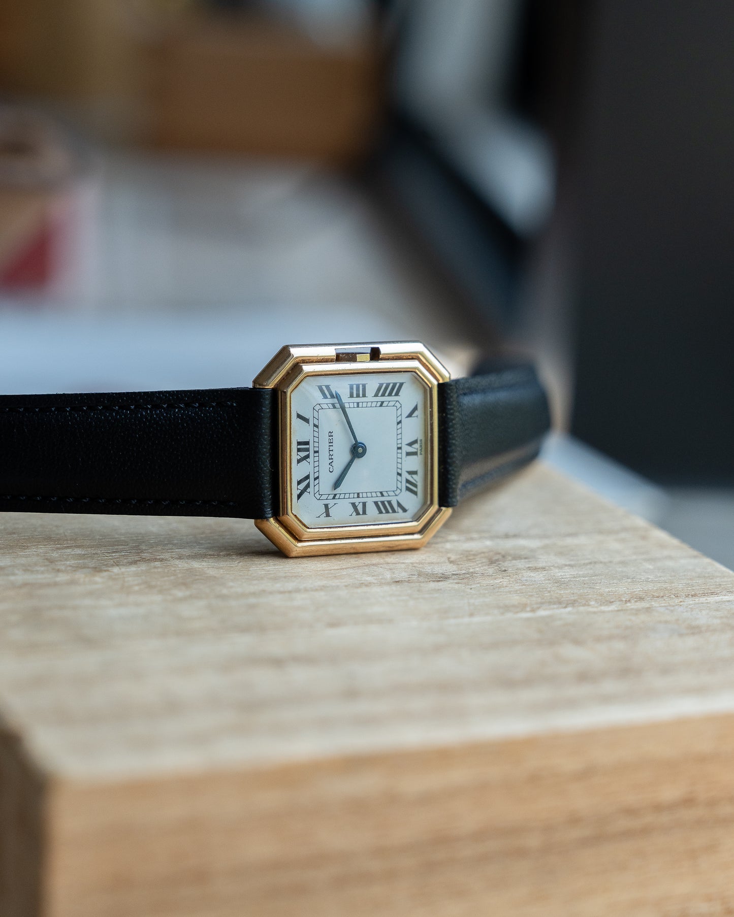 Cartier Ceinture 18k yellow gold, Paris dial, LM size ref 78099 - lifetime guarantee card, full set