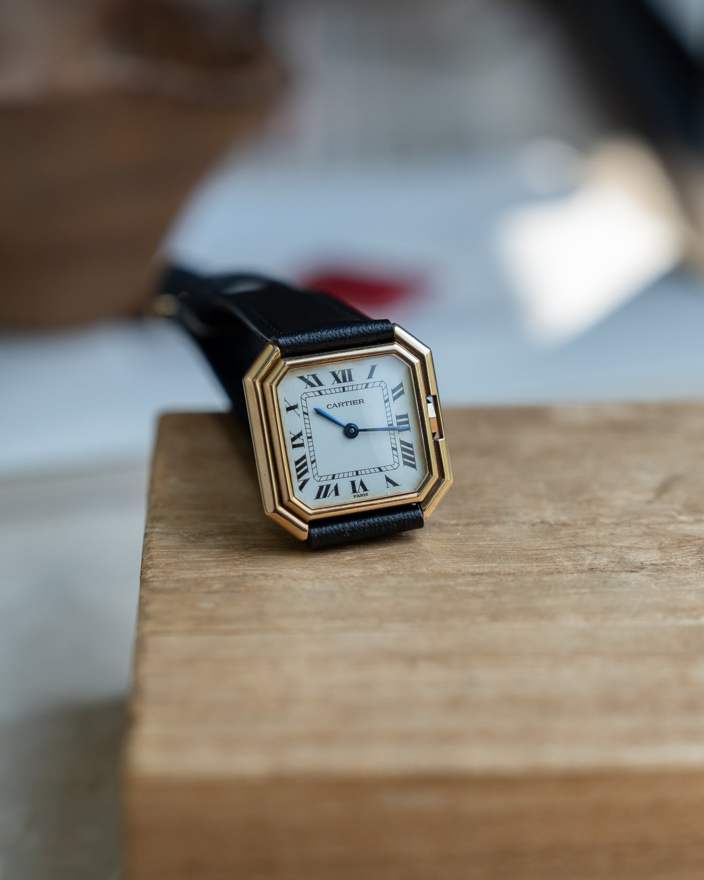 Cartier Ceinture 18k yellow gold, Paris dial, LM size ref 78099 - lifetime guarantee card, full set