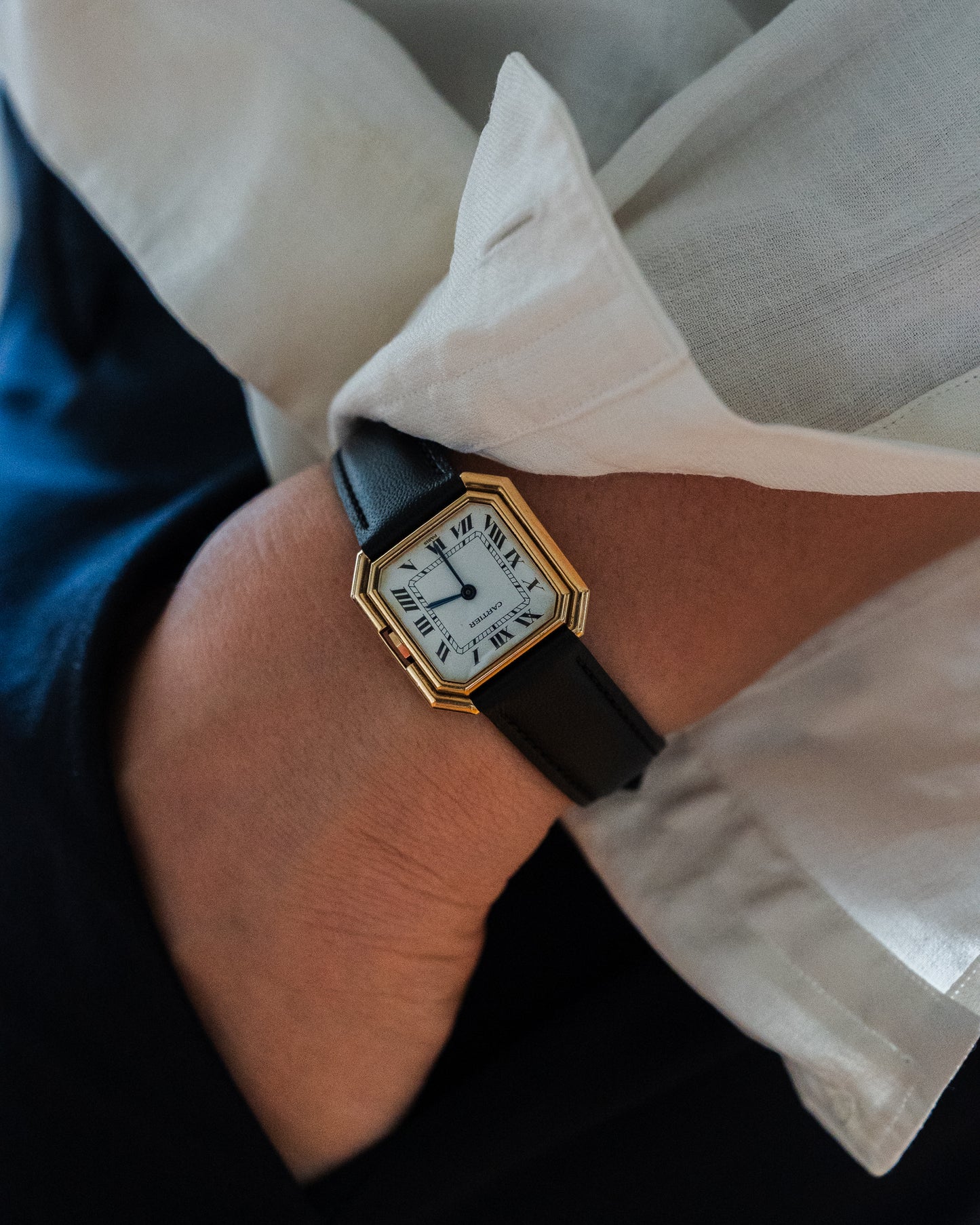 Cartier Ceinture 18k yellow gold, Paris dial, LM size ref 78099 - lifetime guarantee card, full set