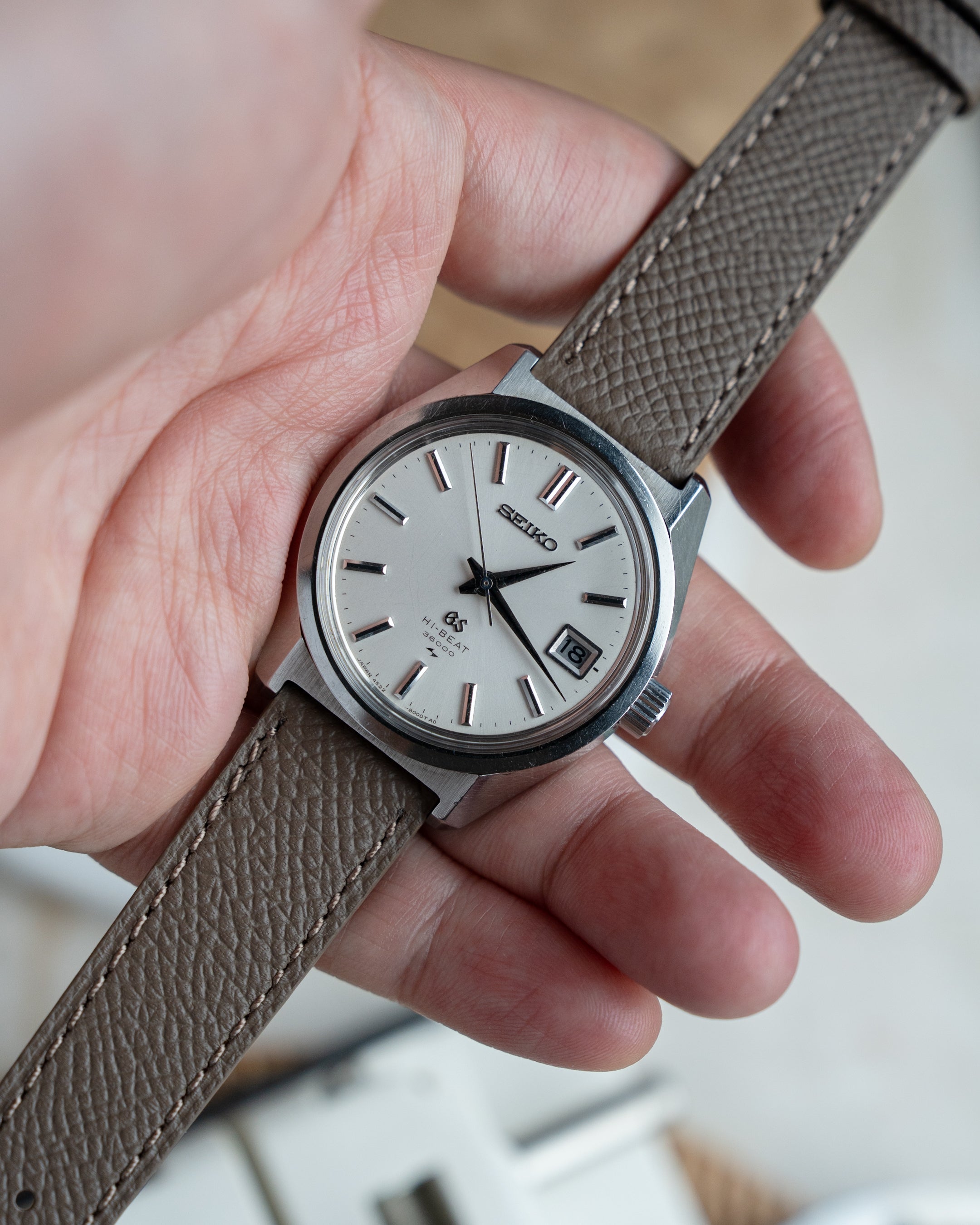 Grand Seiko 4522-8000 hibeat in steel from 1969 January – Special Dial