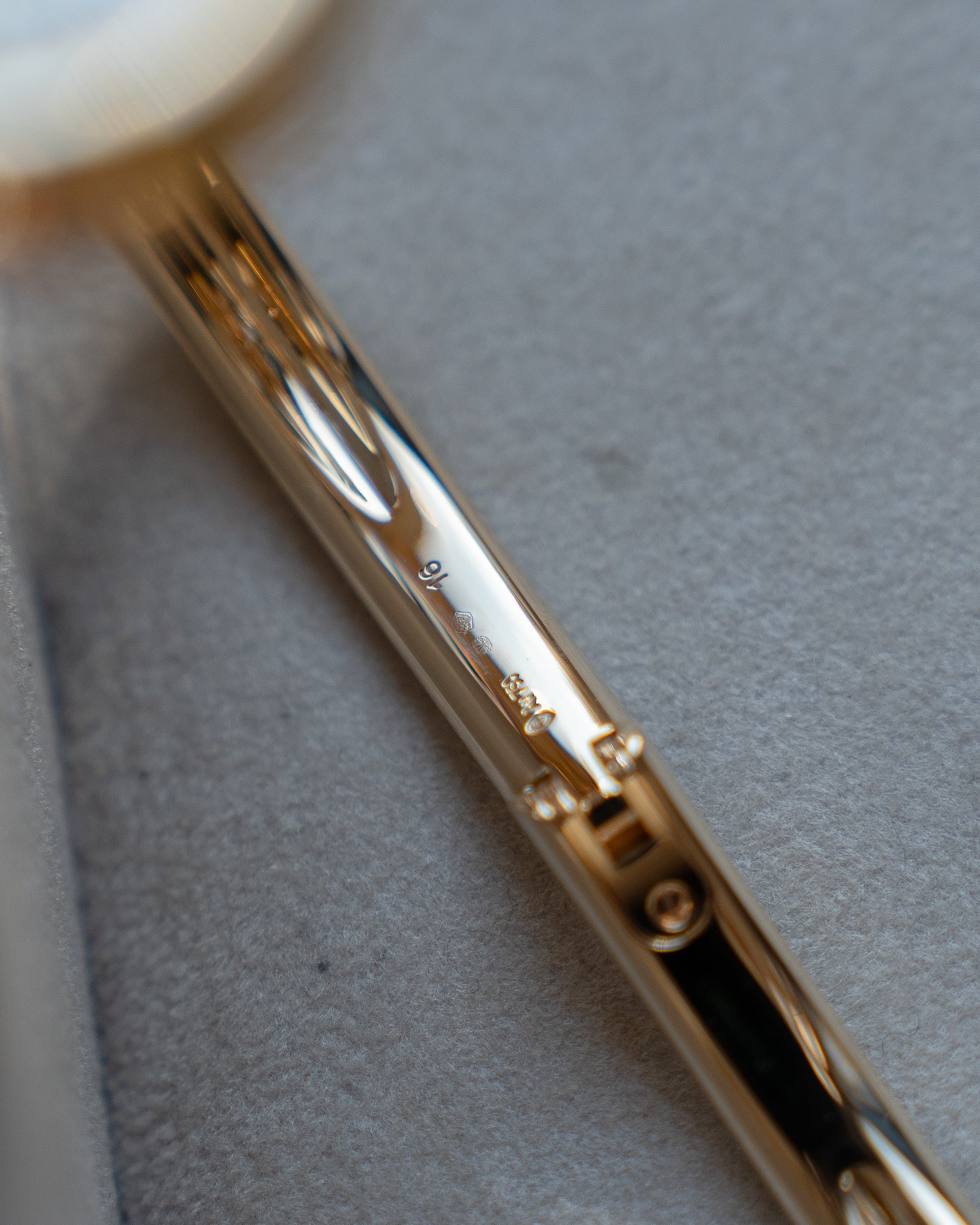 カルティエ ベニュワール Ref WGBA0025 18K イエローゴールド、フルセット、新品同様