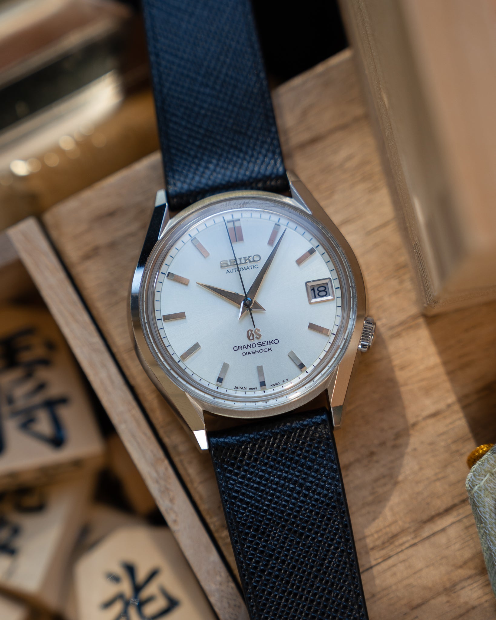 Grand Seiko SBGR091 in white gold - 62 GS reissue limited edition
