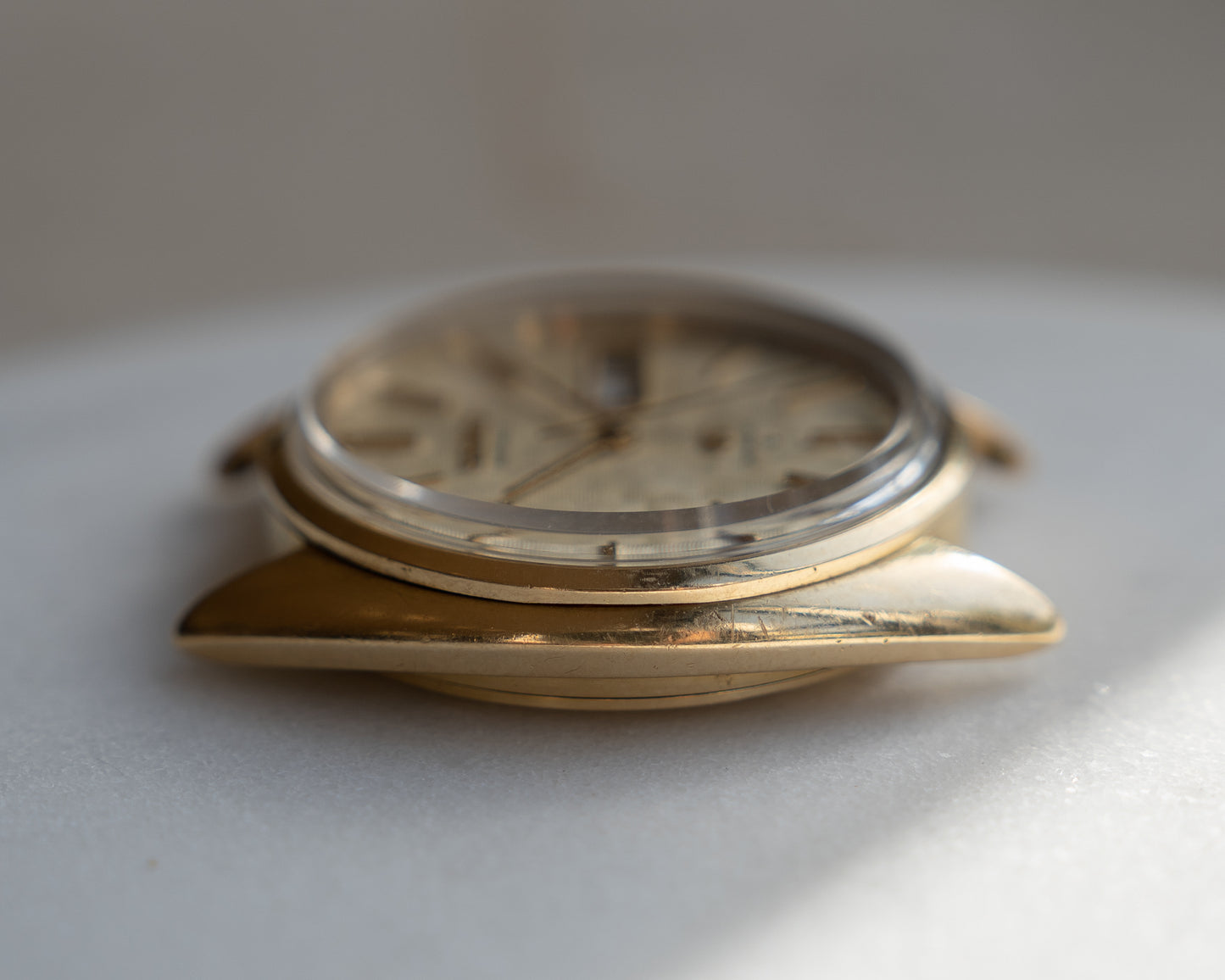 Grand Seiko 5646-7005 linen dial in 18k solid gold August 1970