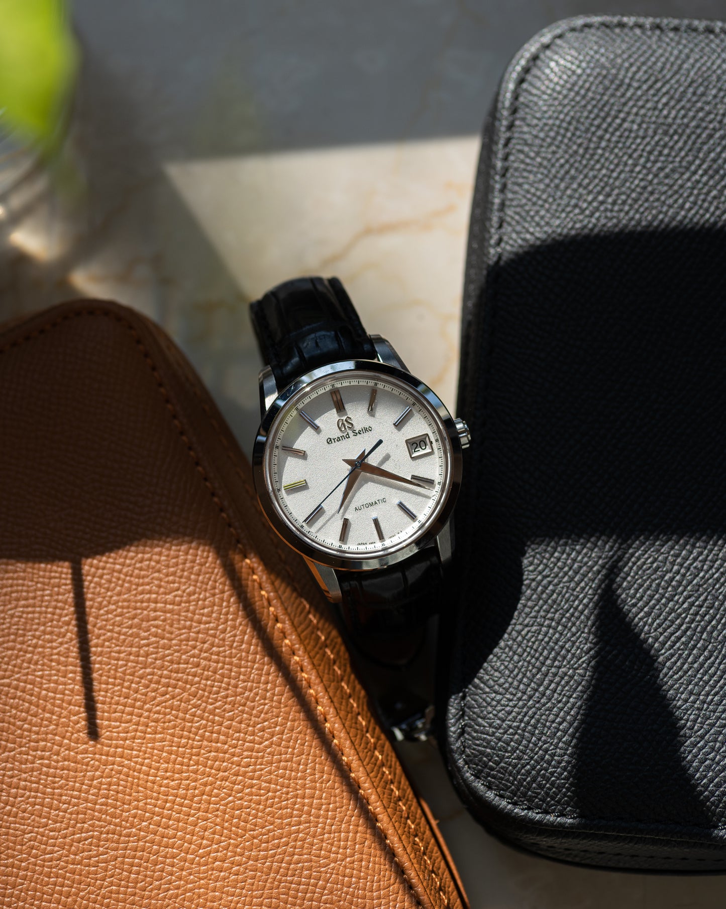 Grand Seiko SBGR305 sand texture dial Limited to 965 pieces