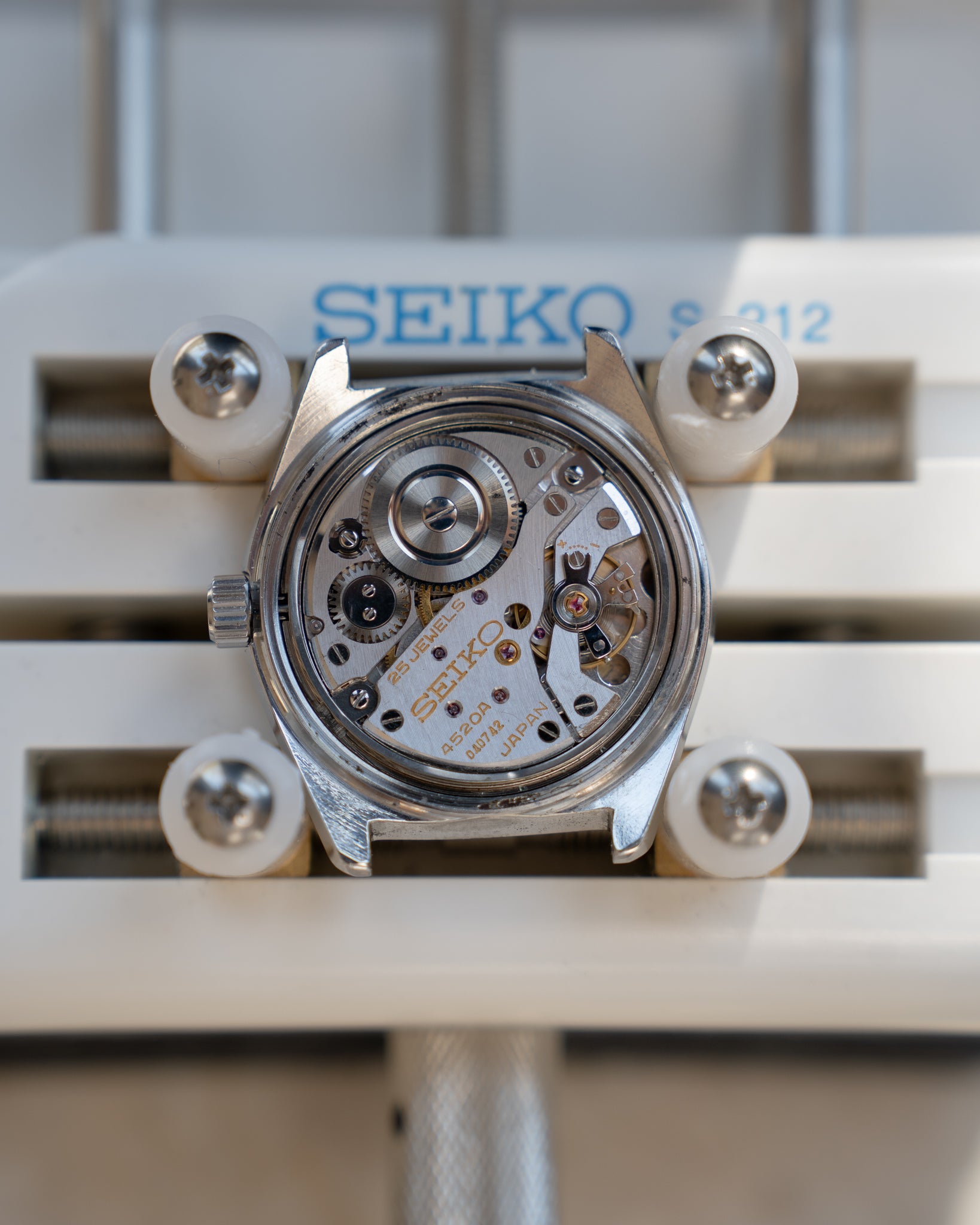 Best manual wind Seiko movement ever? A case for the 45 caliber family