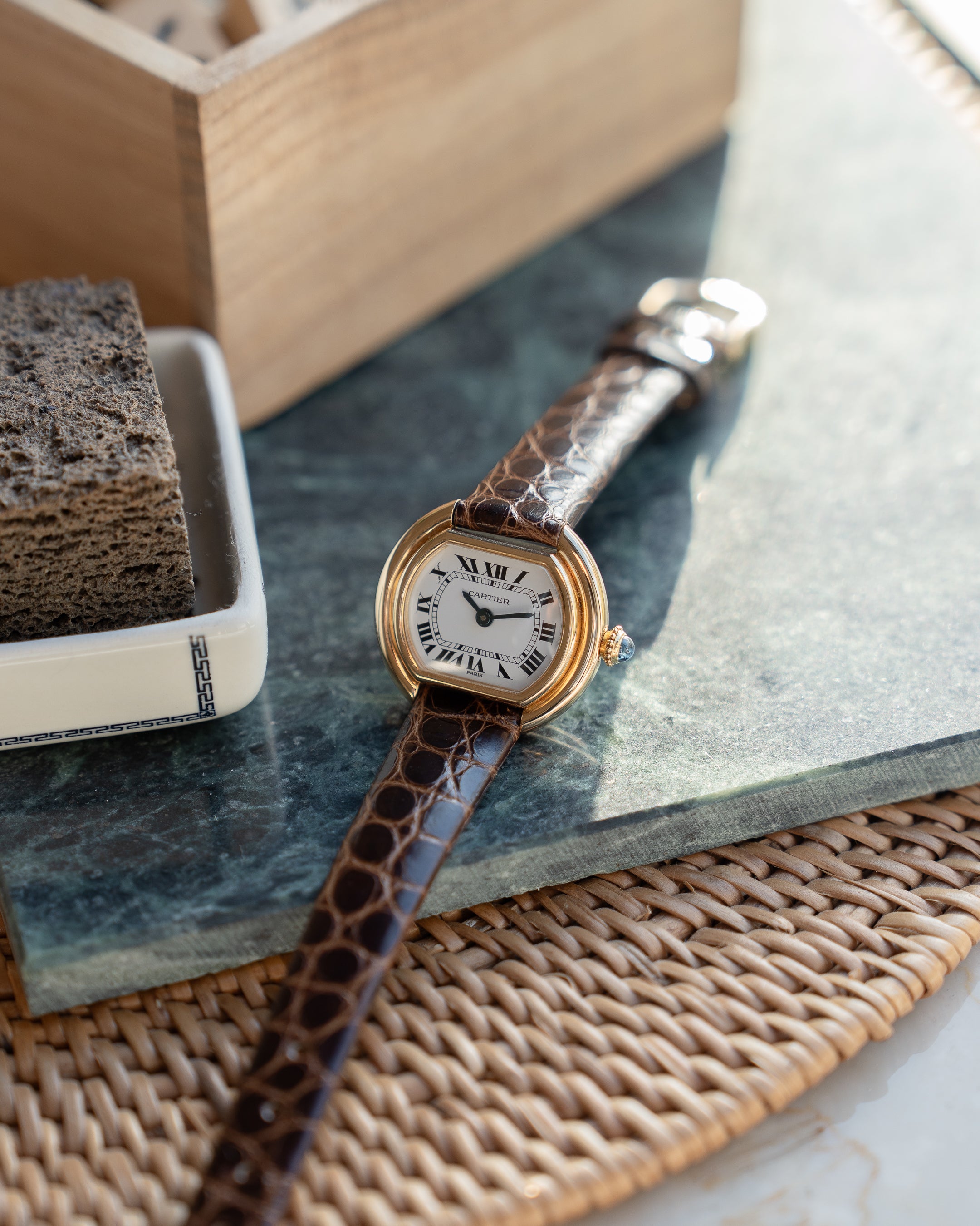 Cartier Ellipse Yellow Gold, Paris Dial, SM size - mechanical wind movement