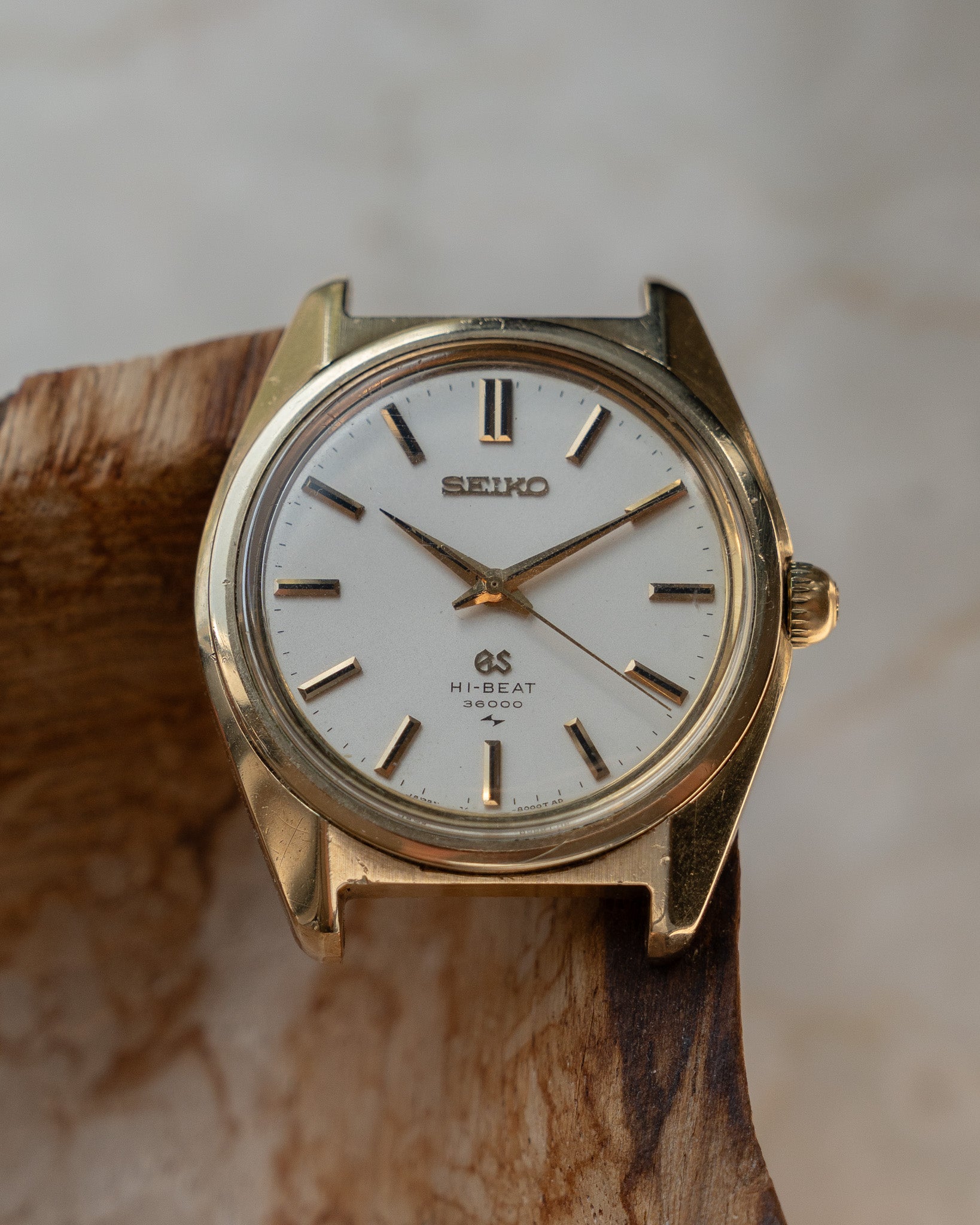 Grand Seiko 4520-8000 hi-beat in cap gold, November 1968