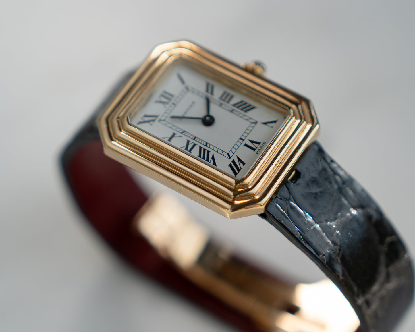 Cartier Cristallor 18k Yellow Gold, early Paris Dial and hidden lug case, SM size with 18k gold deployant buckle