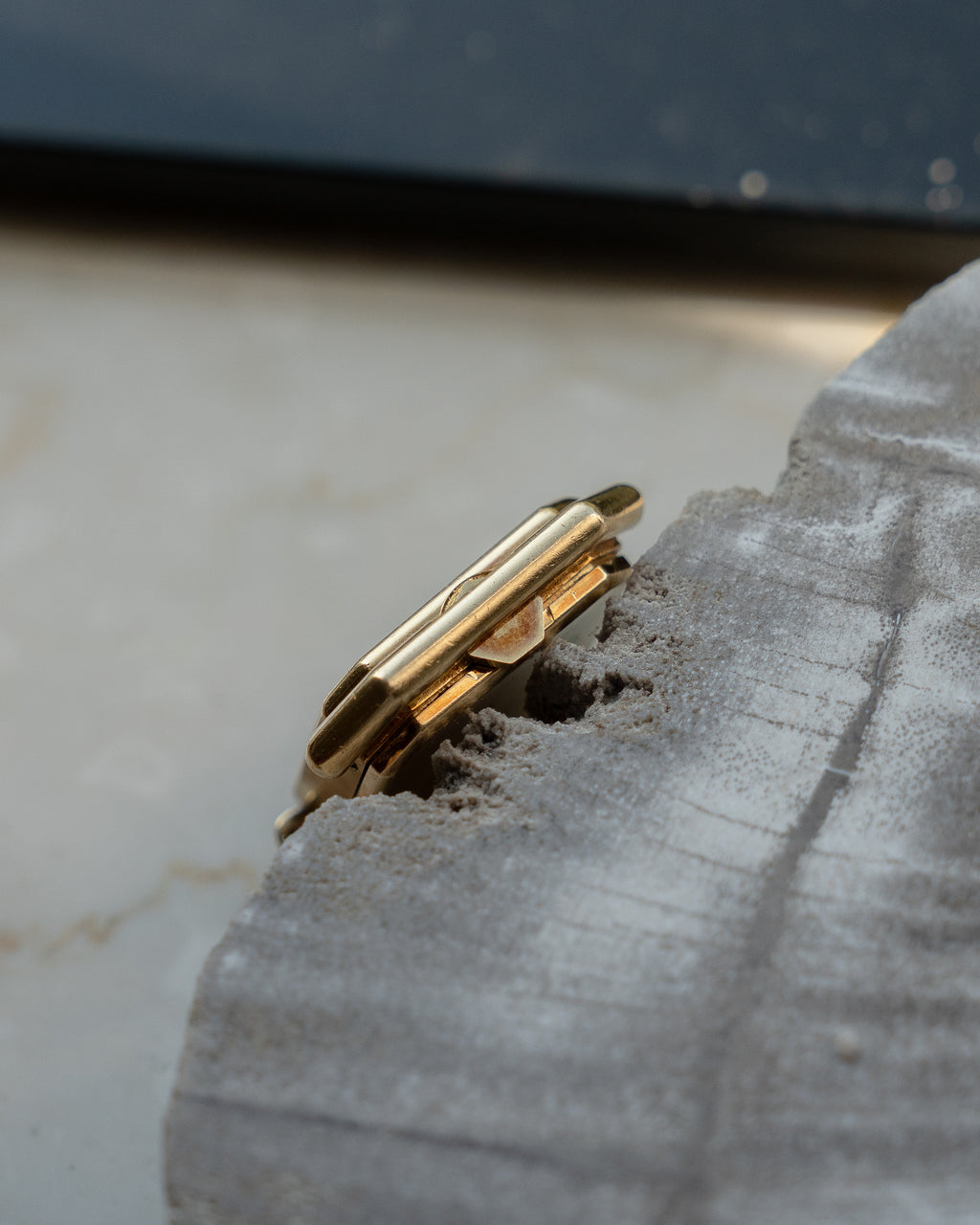 Cartier Ceinture in Yellow Gold, Paris Dial, ref 78100 SM size - mechanical wind movement