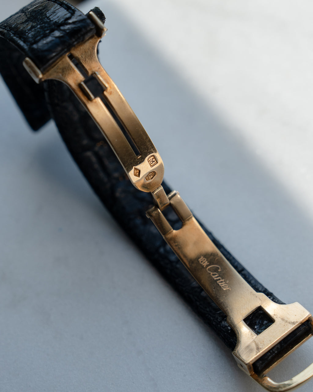 Cartier Ceinture in Yellow Gold, Paris Dial, ref 78100 SM size - mechanical wind movement