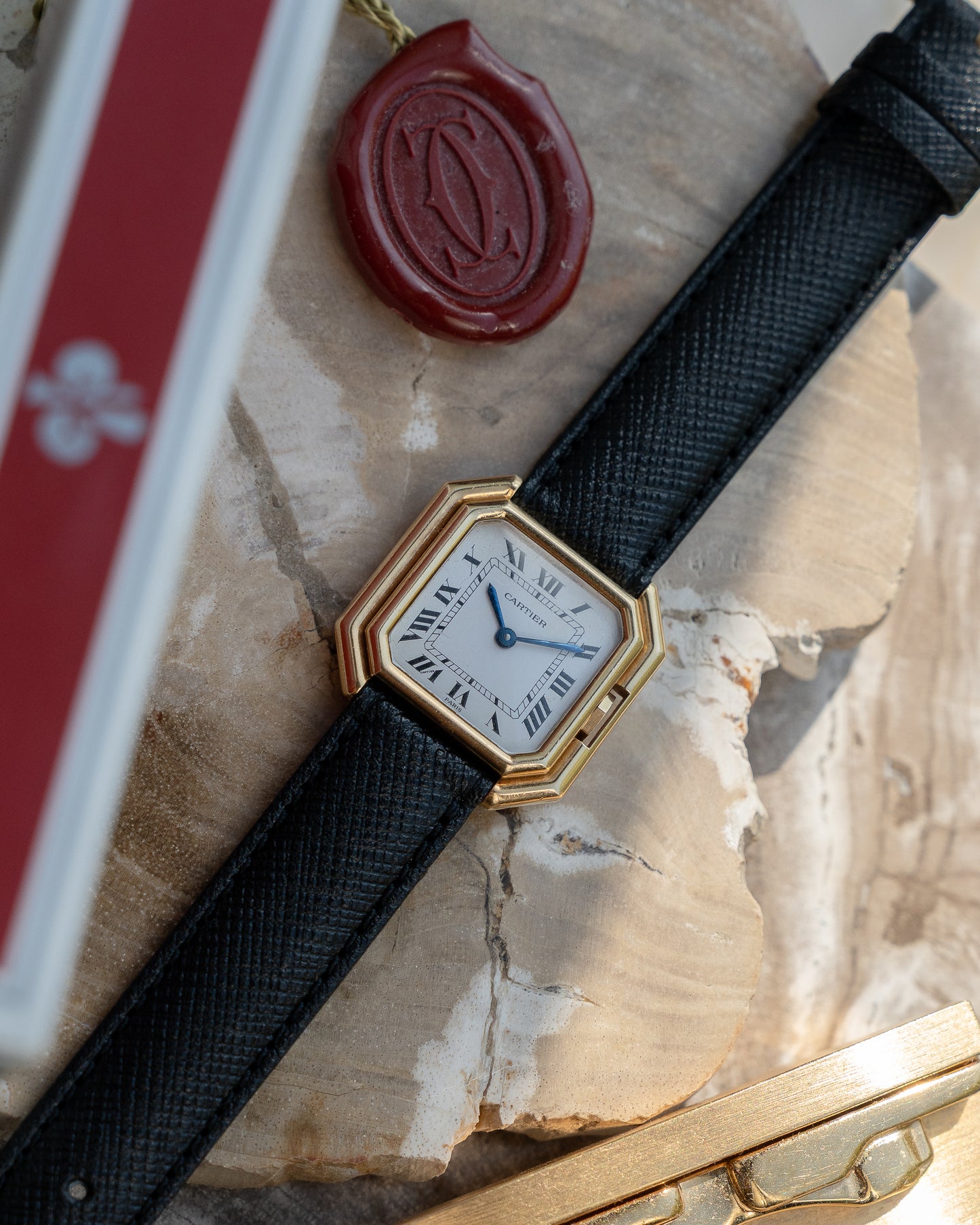Cartier Ceinture in Yellow Gold, Paris Dial, ref 78100 SM size - mechanical wind movement