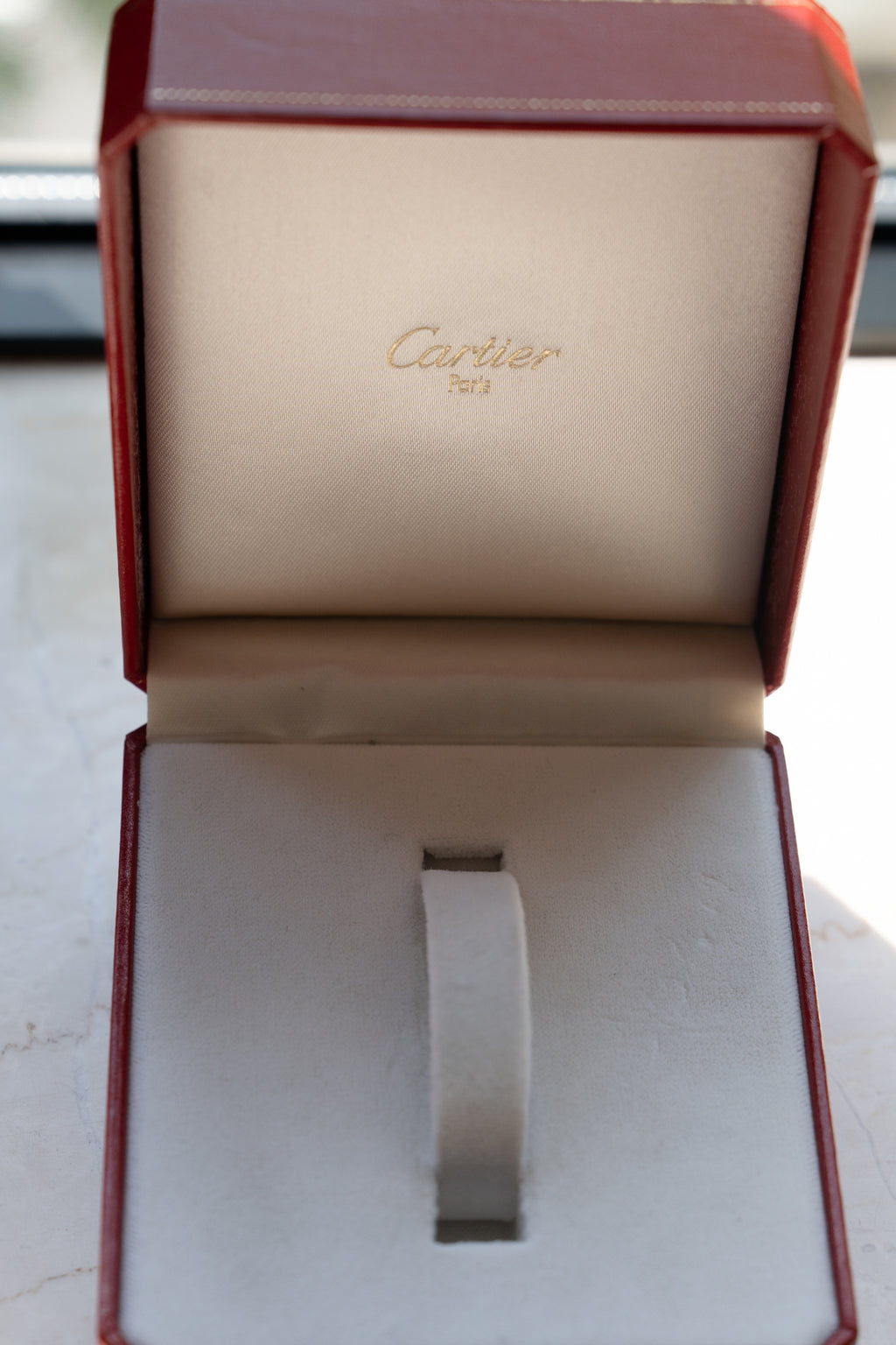 Cartier Ceinture in Yellow Gold, Paris Dial, ref 78100 SM size - mechanical wind movement