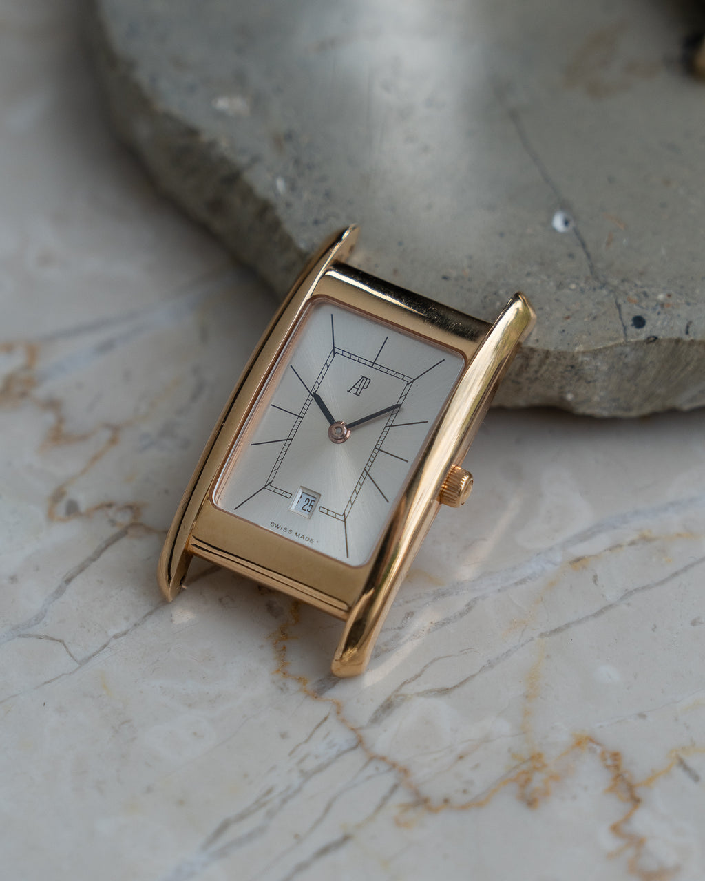 Audermars Piguet Tank in 18k yellow gold featuring a grey dial