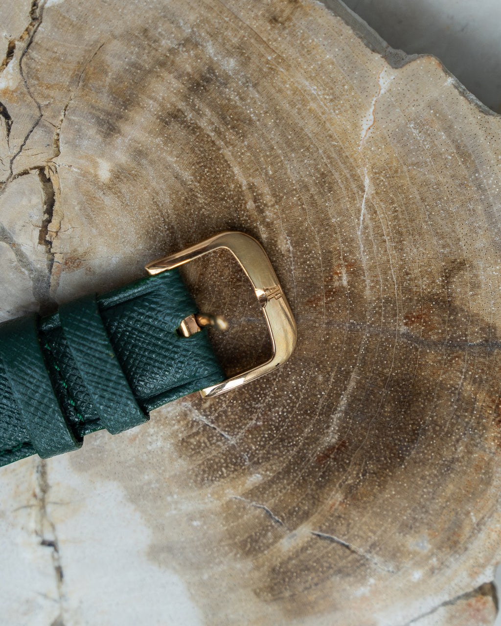 Audermars Piguet Tank in 18k yellow gold featuring a grey dial