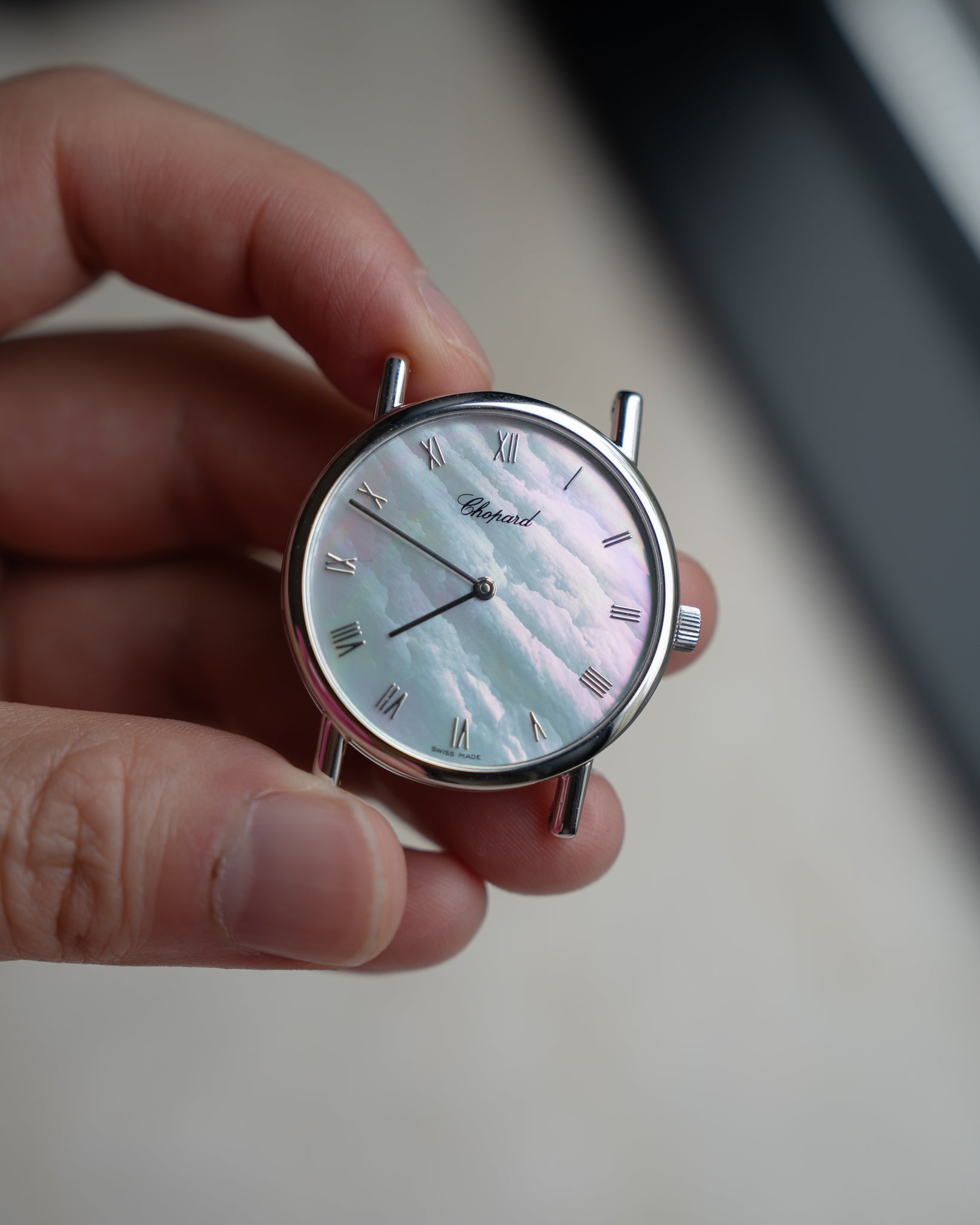 Chopard dress watch in White Gold with Mother of Pearl dial