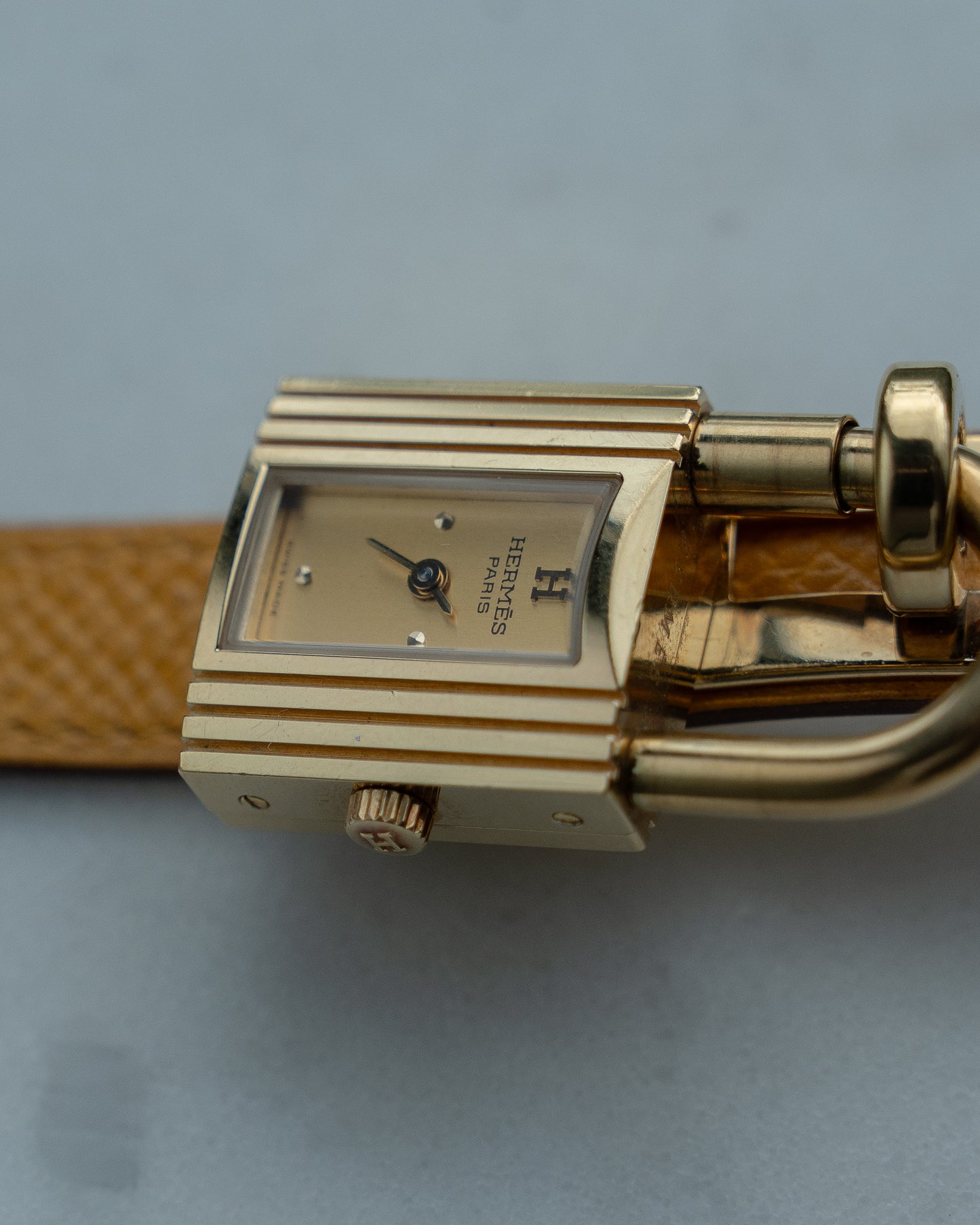 Hermès Kelly Watch with yellow calf leather strap