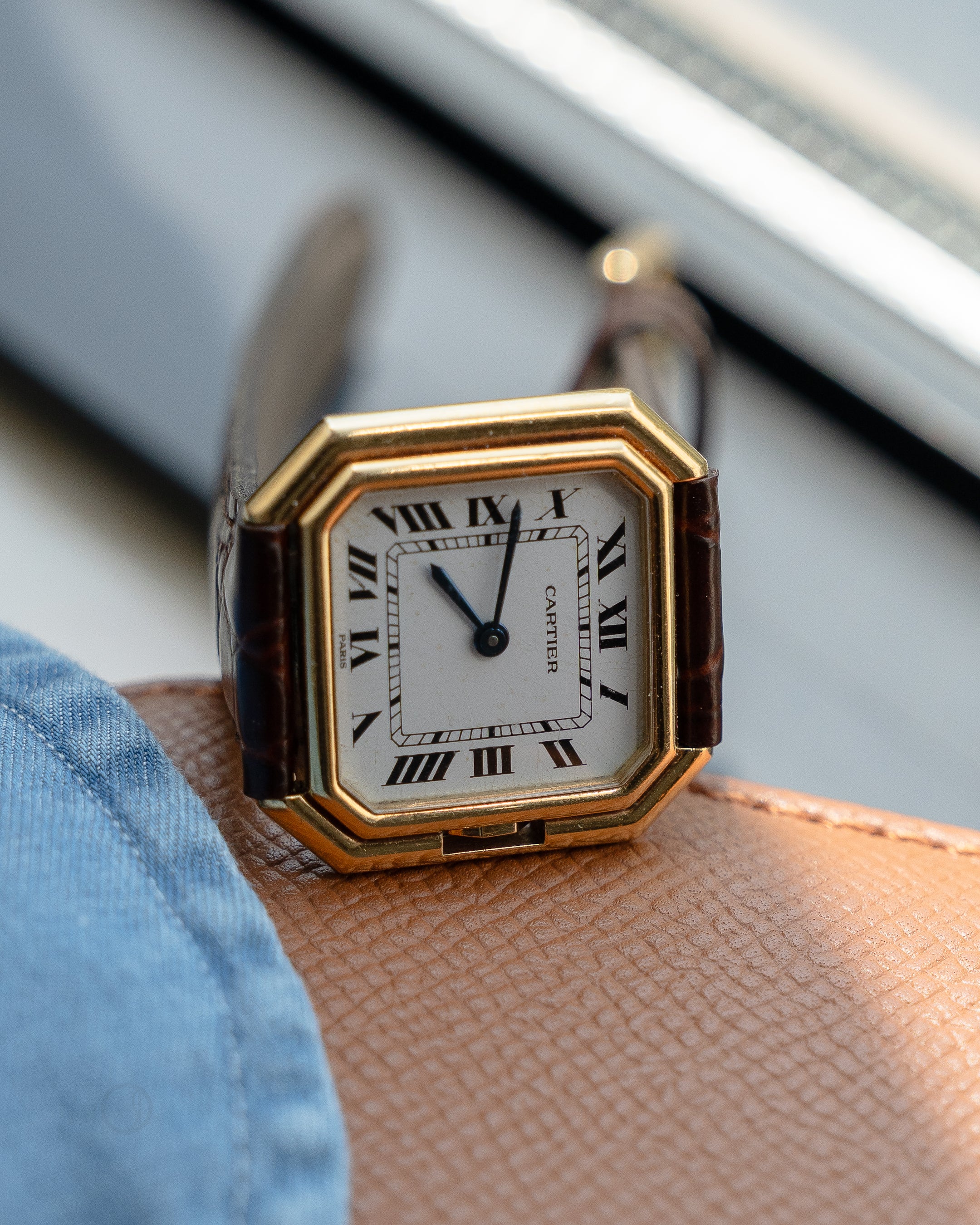 Cartier 腕時計 シルバー/ゴールド　パンテール　レディース Cartier Ceinture ref 78099 LM size in yellow gold – Special Dial