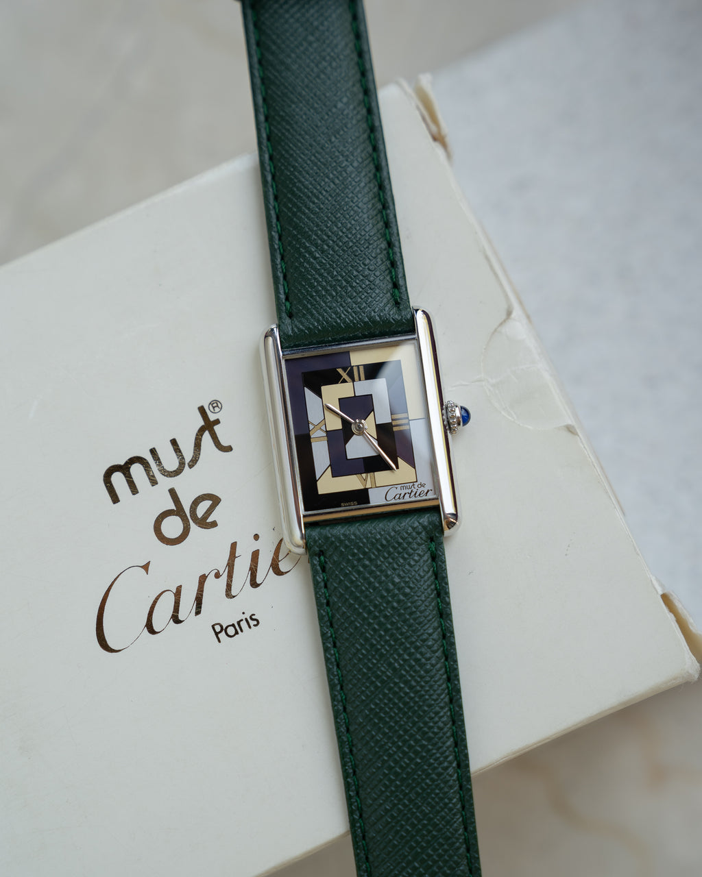 Carier Must Tank Art Deco in silver, Reference 1616 LM limited edition, box & papers