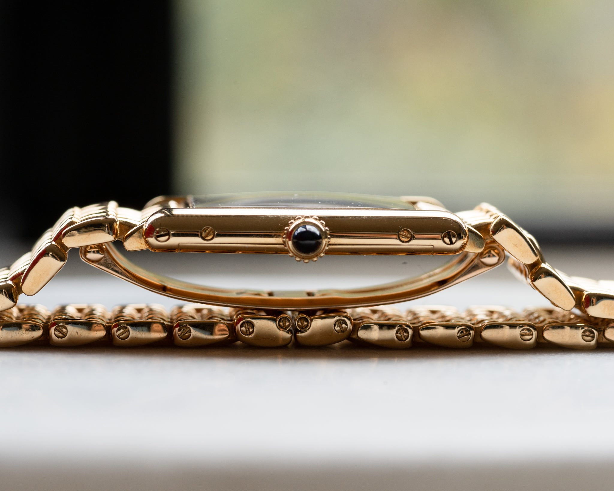 Cartier Tank Louis "Extra Flat" in YG with tear drop Gold bracelet-1990's
