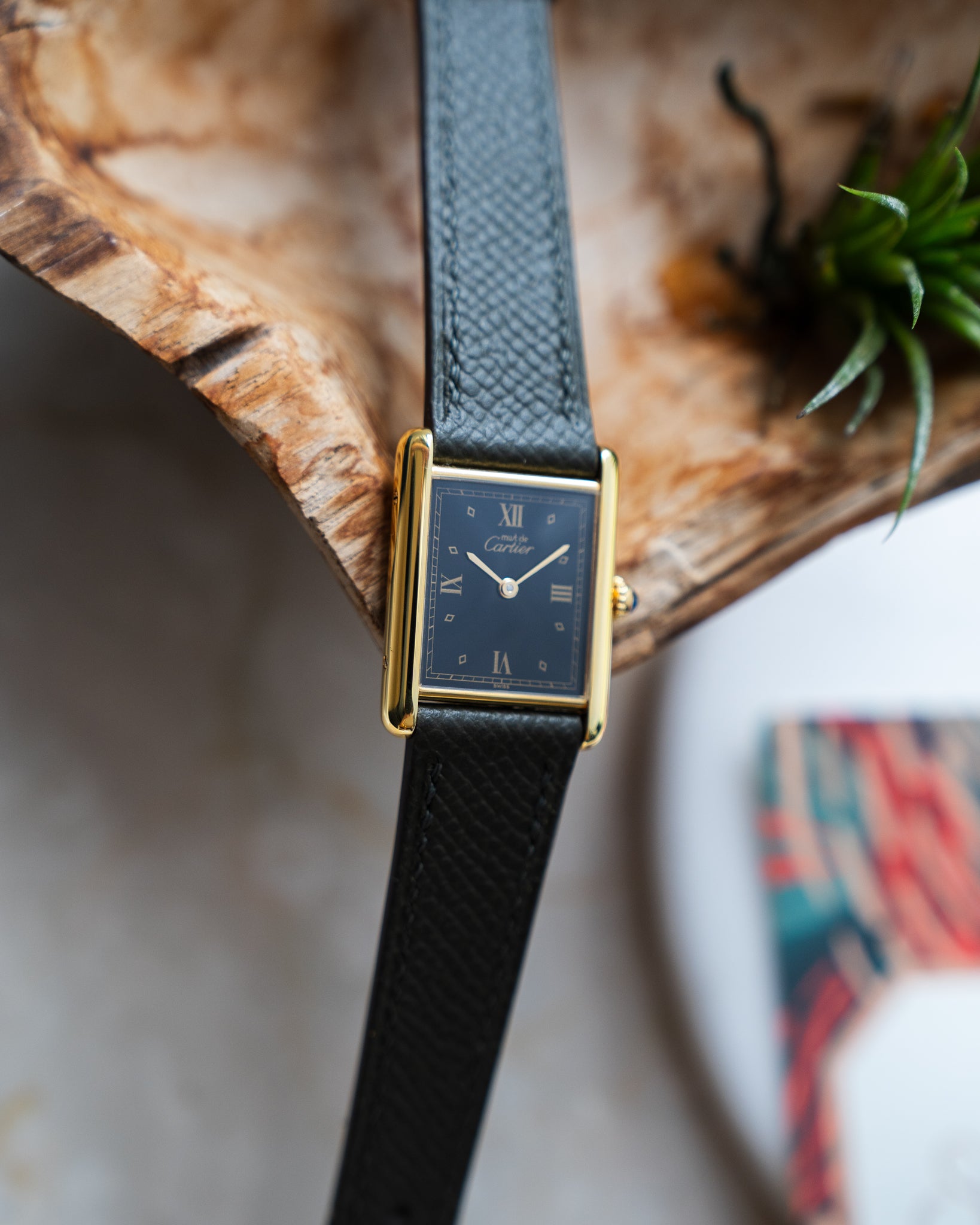 Cartier Must Tank black dial Roman Numeral LM size - Box & Papers