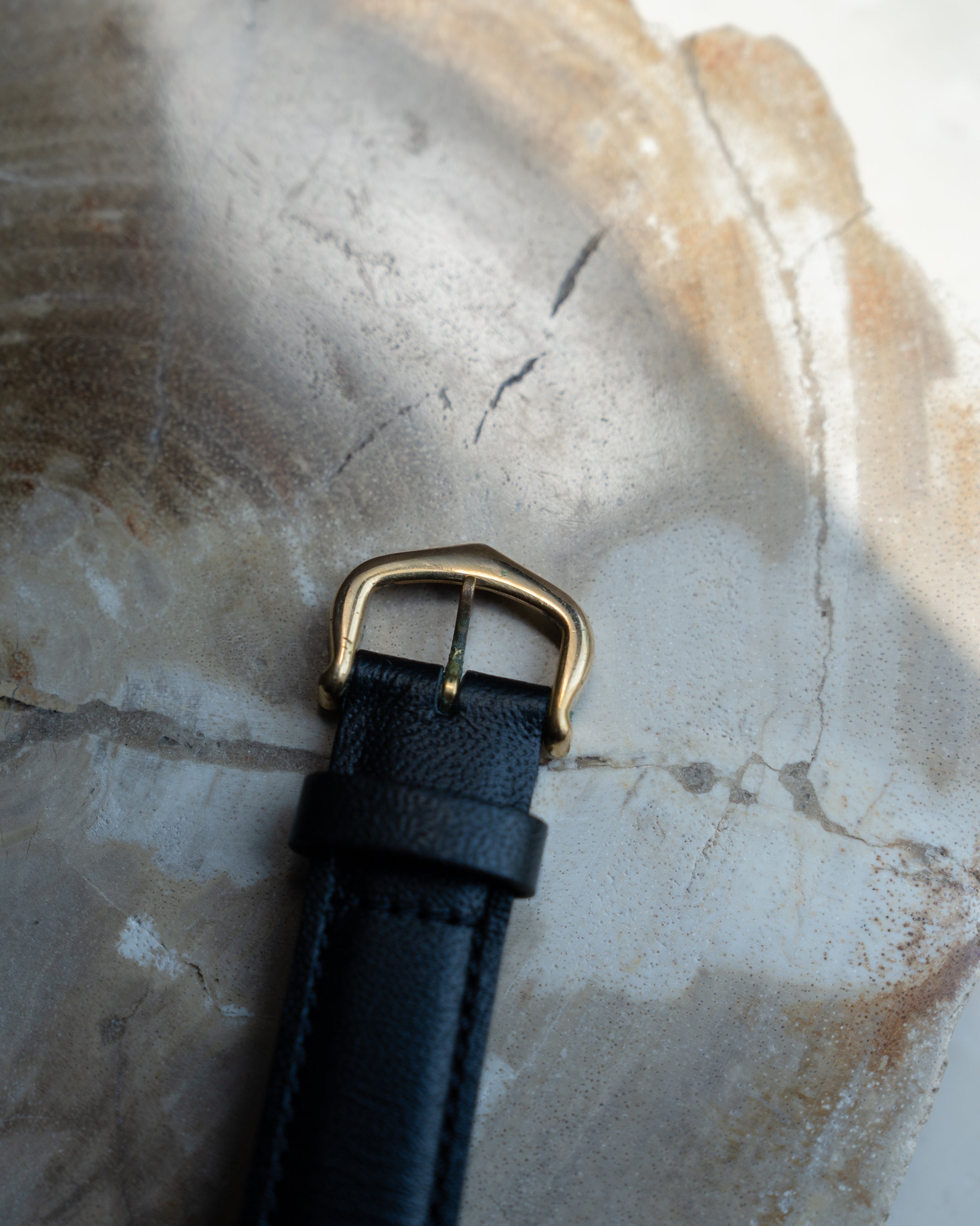 Cartier Ceinture 18k yellow gold, Paris dial, LM size ref 78099 - lifetime guarantee card, full set