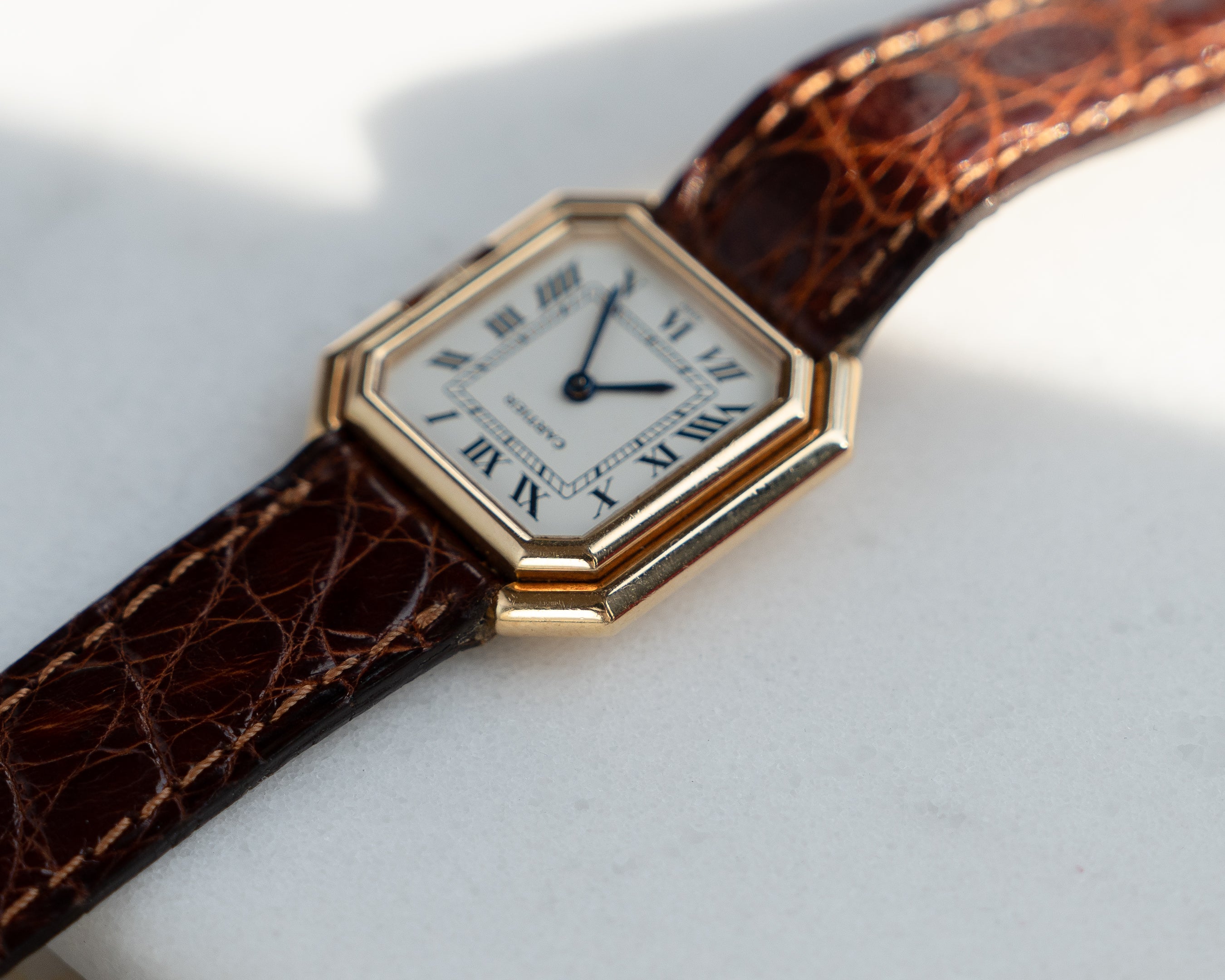 Cartier Ceinture Yellow Gold, Paris Dial, SM - mechanical movement - box and papers
