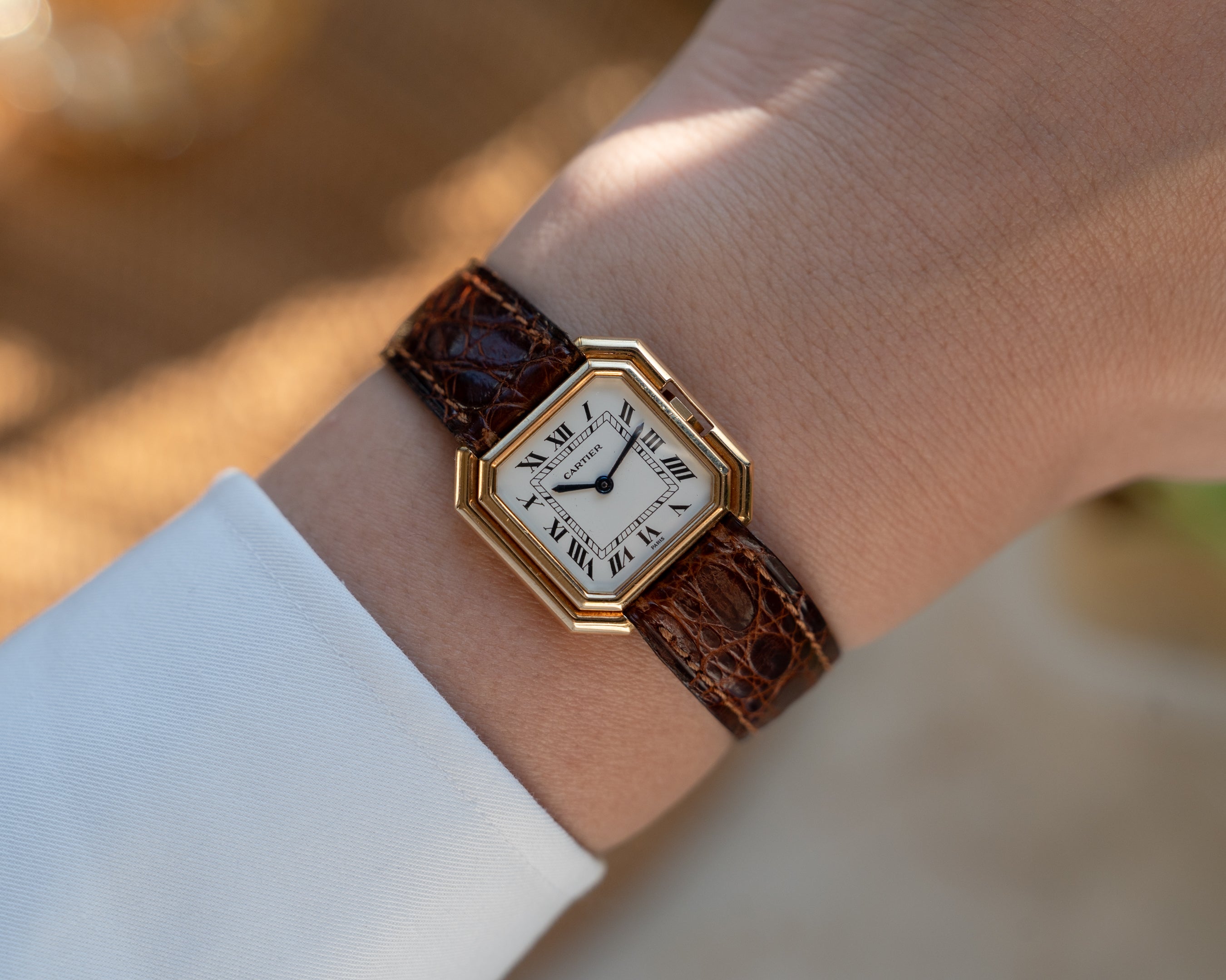 Cartier Ceinture Yellow Gold, Paris Dial, SM - mechanical movement - box and papers