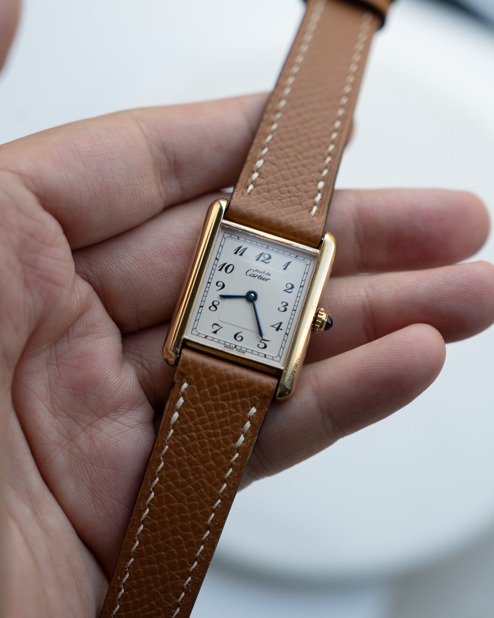 Must de Cartier Tank LM- Breguet Numeral white dial