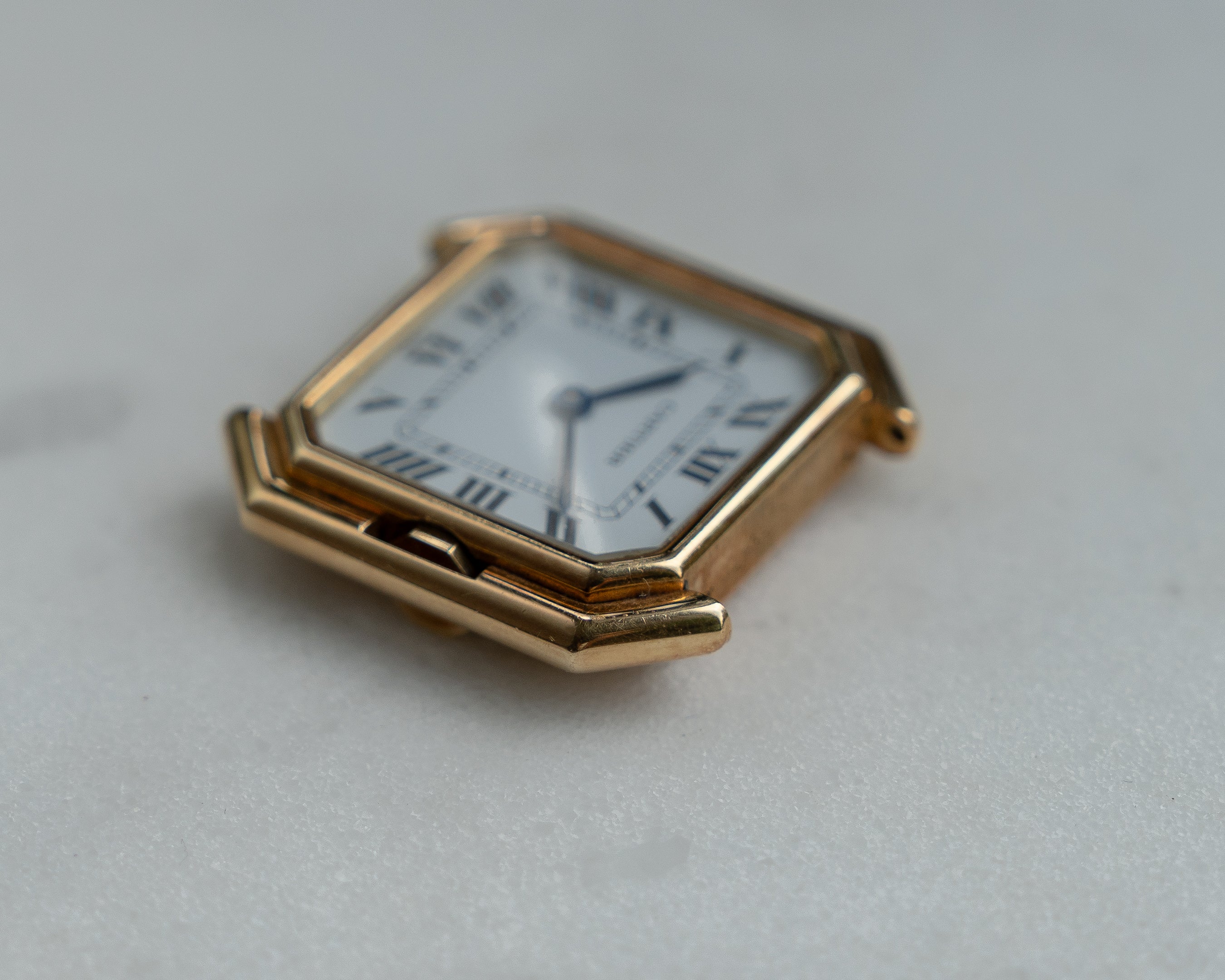 Cartier Ceinture in yellow gold, ref 78099 LM size, with original gold deployant clasp