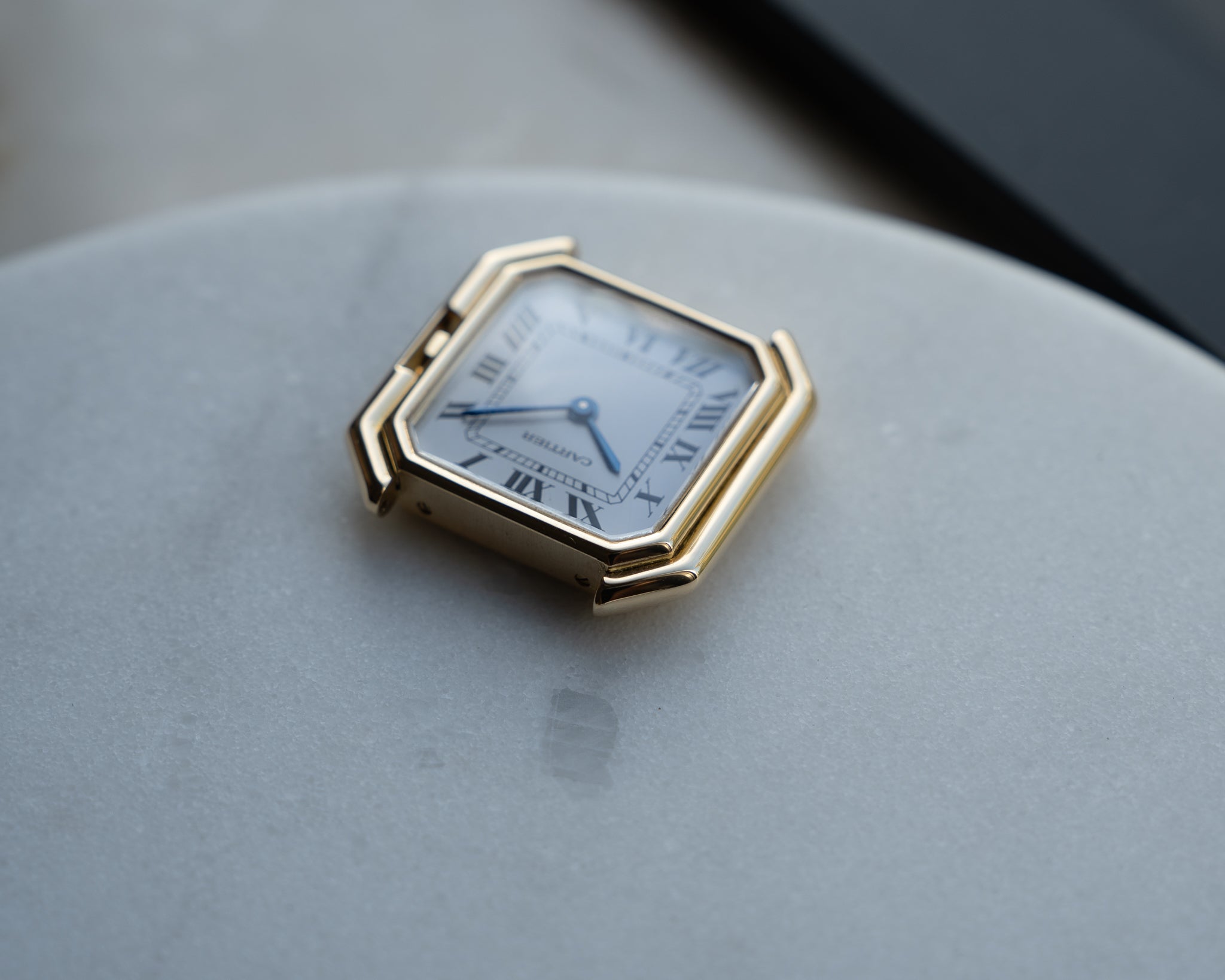 Cartier Ceinture 18k LM Yellow Gold, Paris dial - mechanical movement