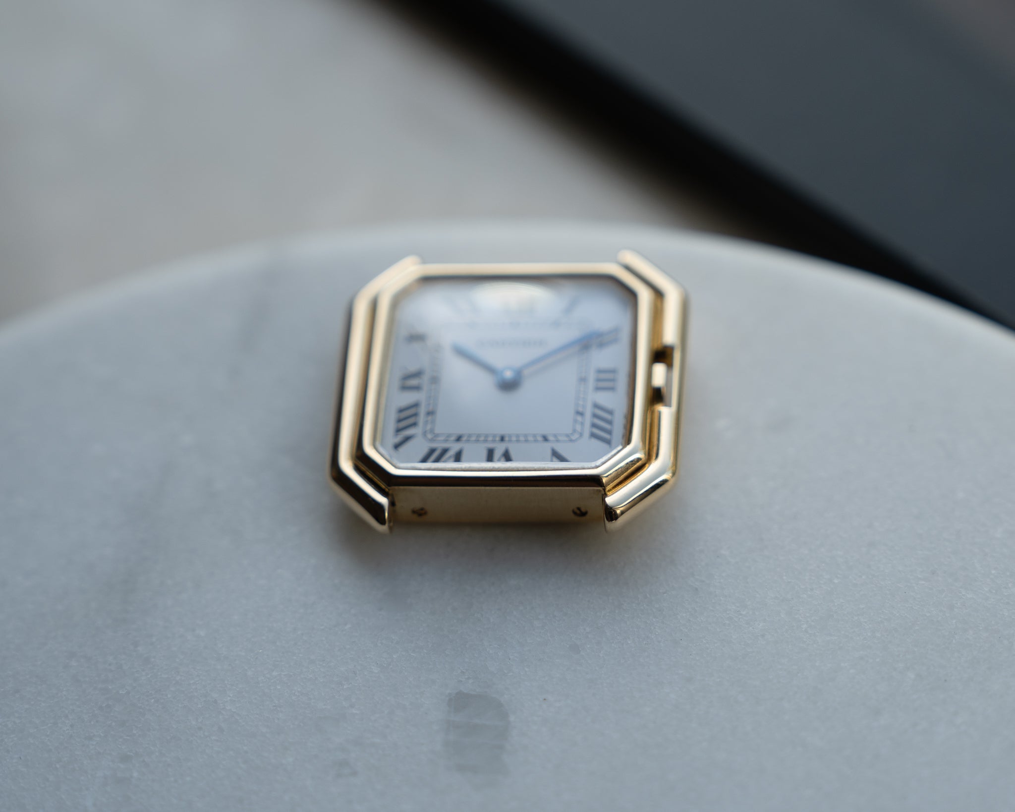 Cartier Ceinture 18k LM Yellow Gold, Paris dial - mechanical movement