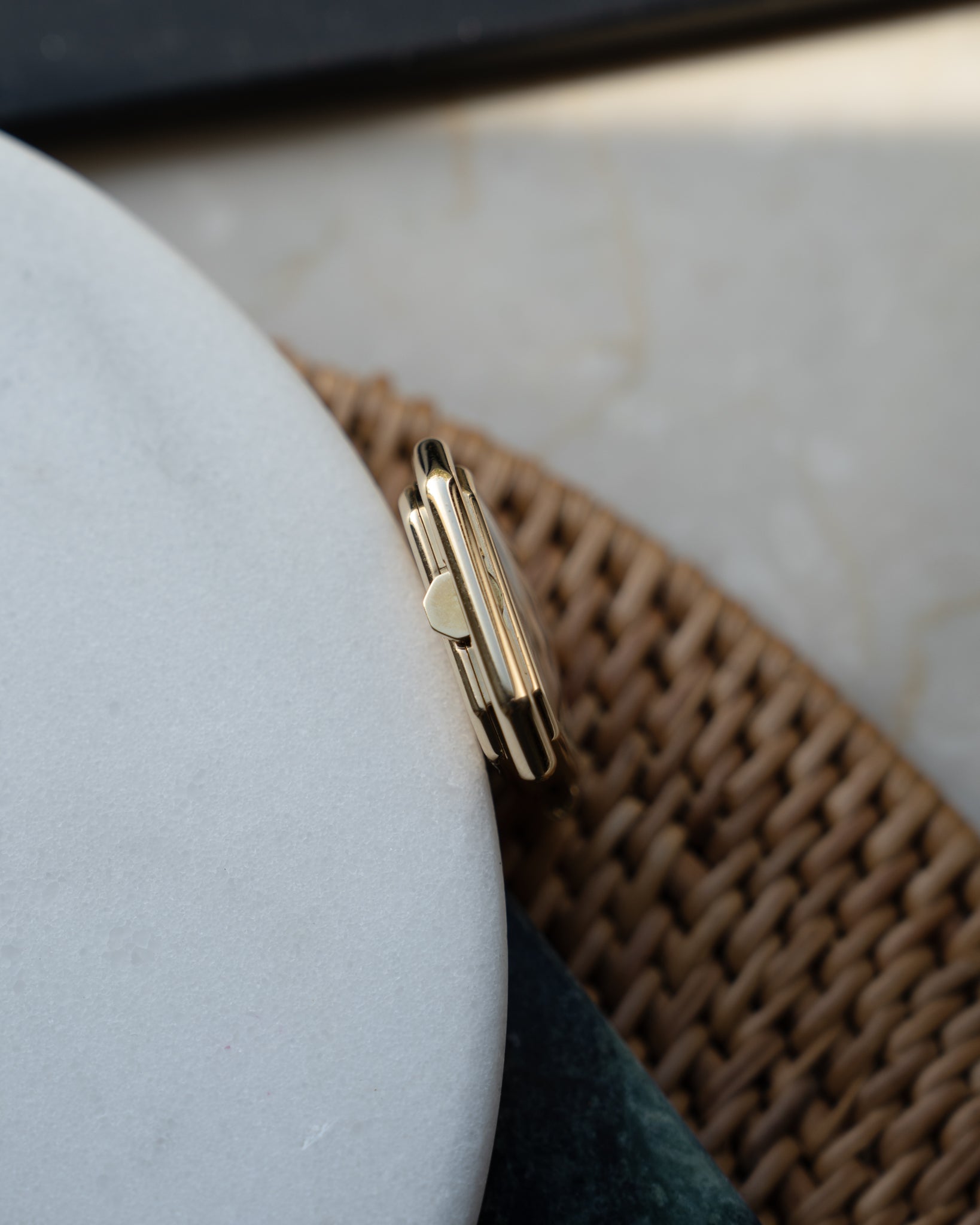 Cartier Ceinture 18k LM Yellow Gold, Paris dial - mechanical movement