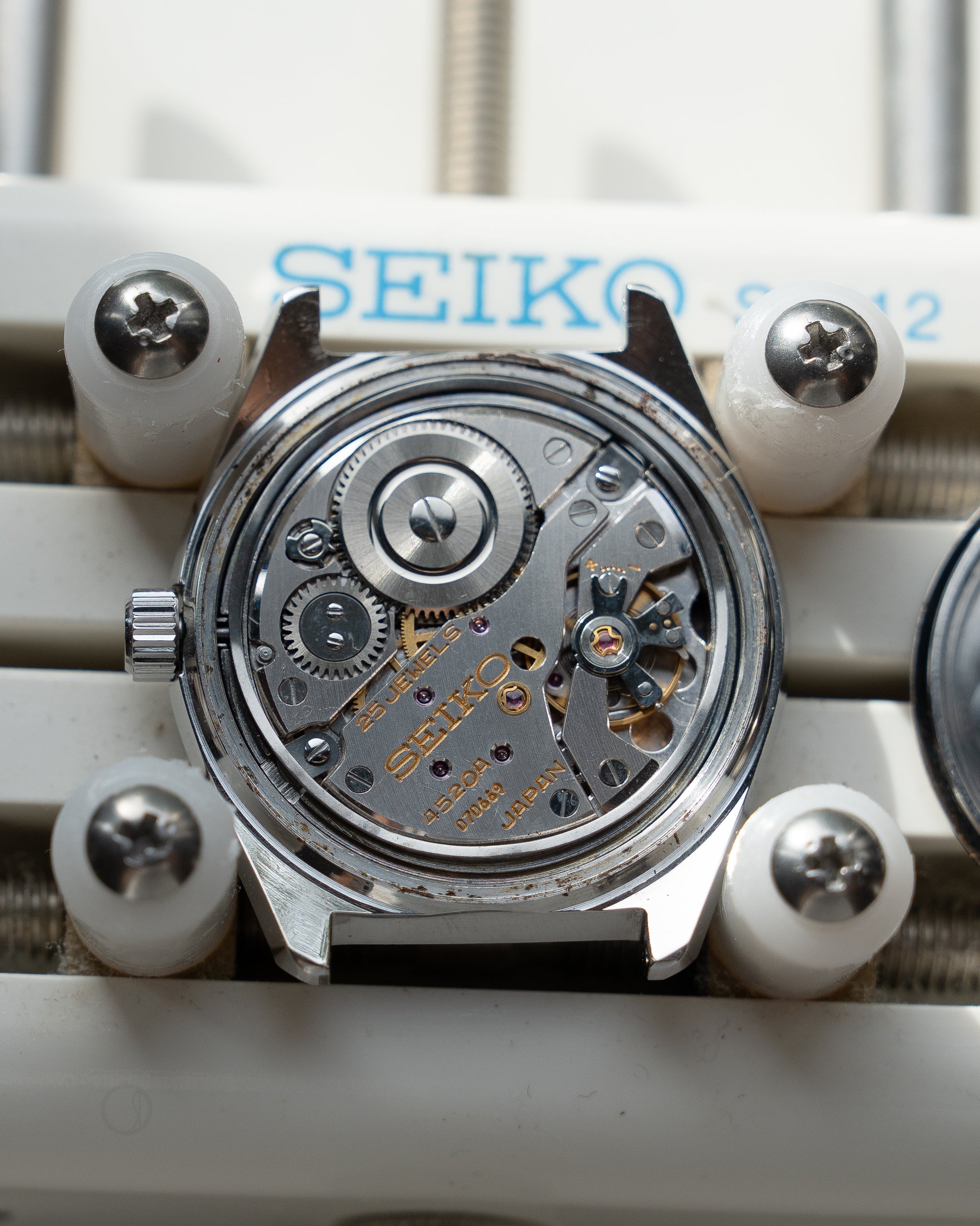 Grand Seiko 4520-8000 hibeat in steel from January 1969