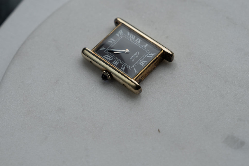 Must de Cartier Tank Black Dial LM (large) size, manual wind movement, full set