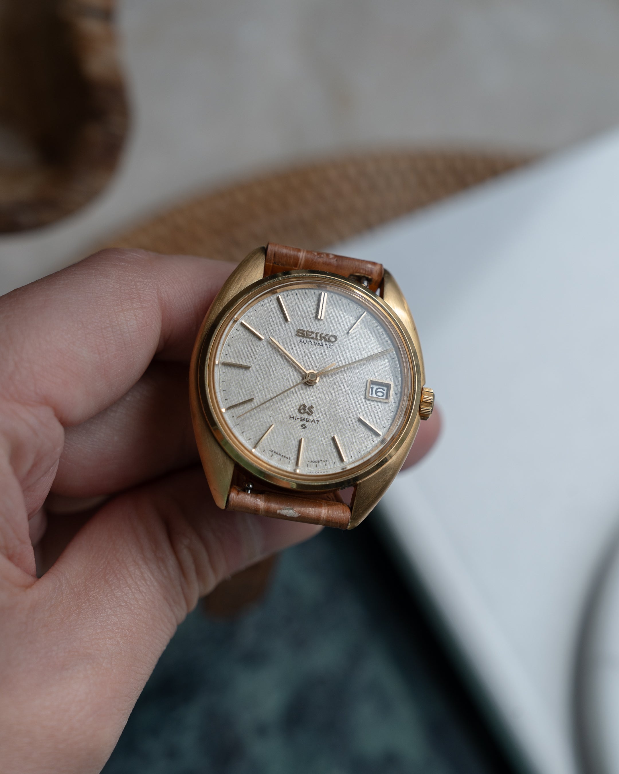 Grand Seiko 5645-7005 linen dial in 18k yellow gold July 1971