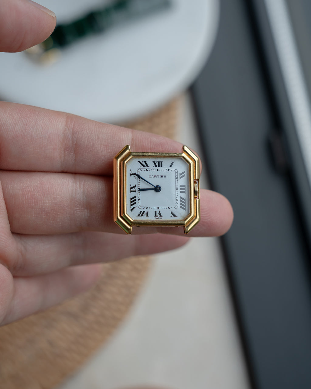 Cartier Ceinture 18k LM Yellow Gold, Paris dial - mechanical movement - box & papers, original owner