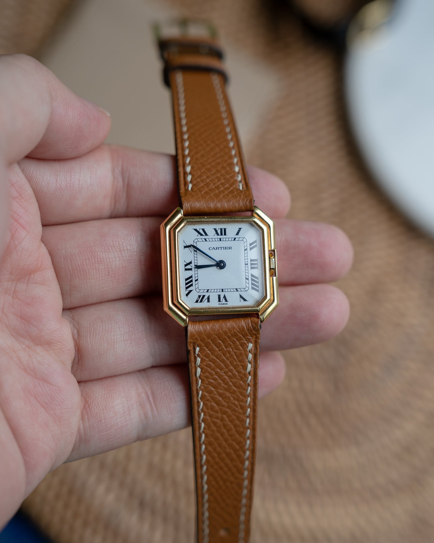 Cartier Ceinture 18k LM Yellow Gold, Paris dial - mechanical movement - box & papers, original owner