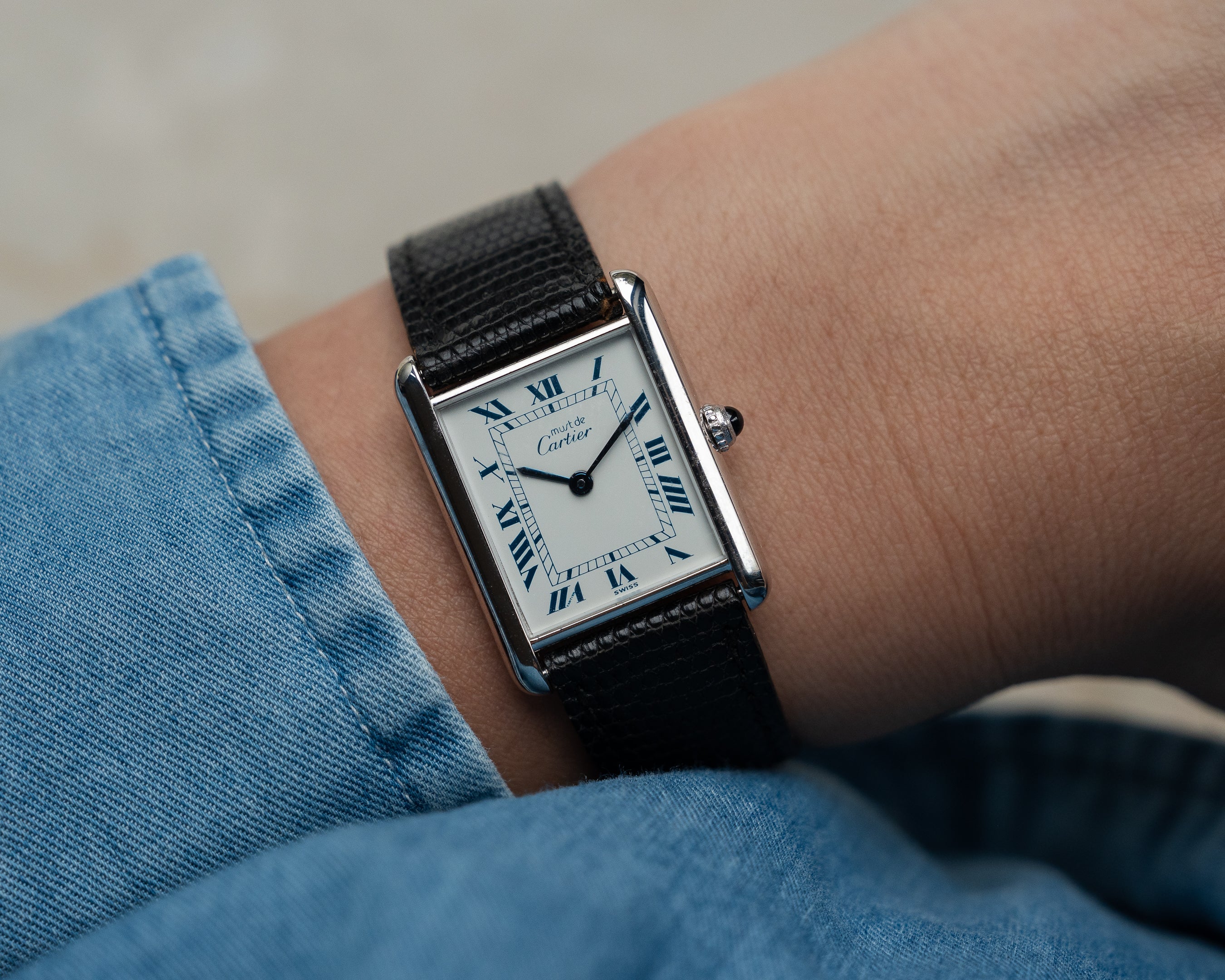 Must de Cartier Tank Blue Roman numberals white dial, Large size, full set from 1992