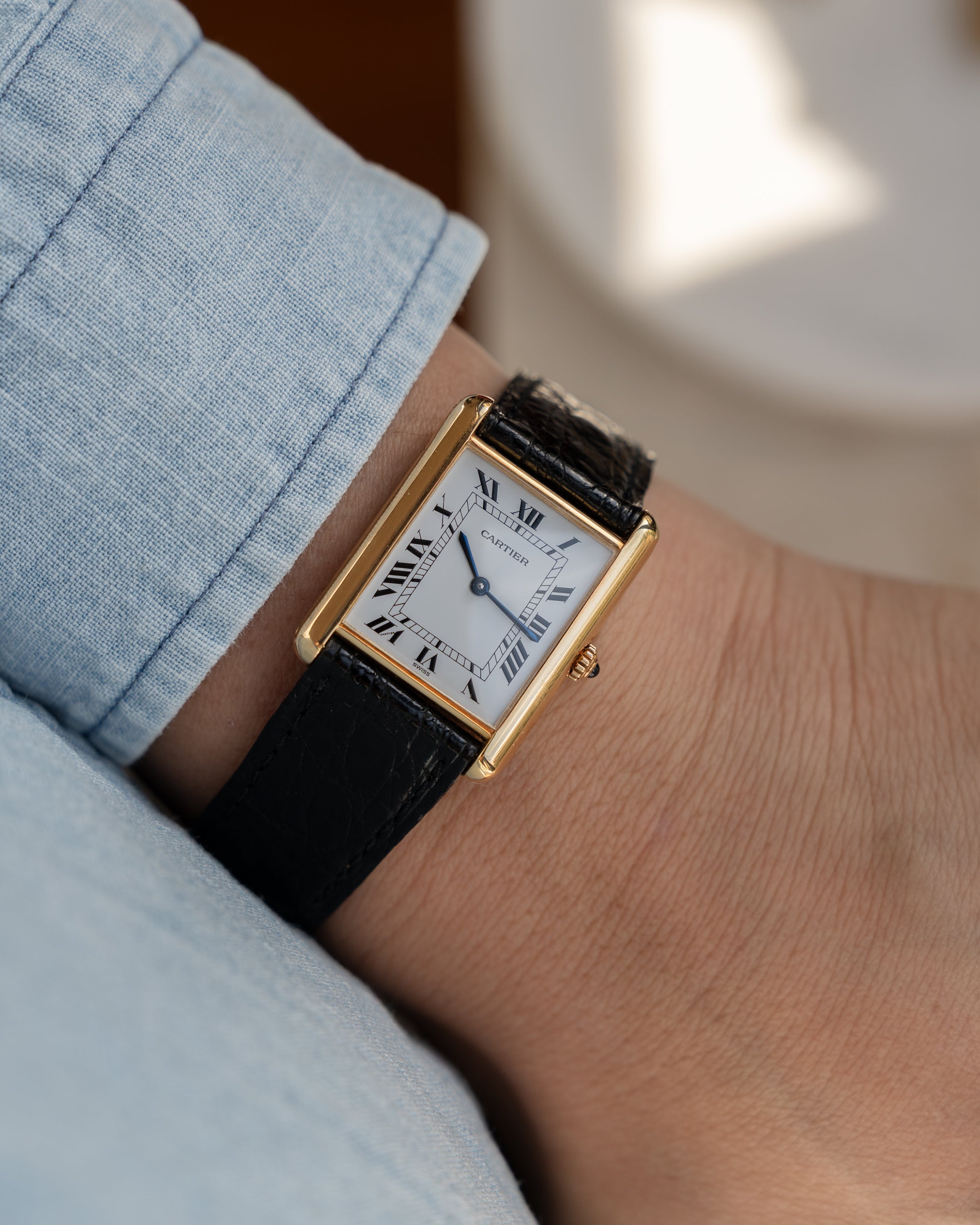 Cartier Tank Louis ref 81052 in 18k yellow gold, Swiss only dial, caliber QZ690