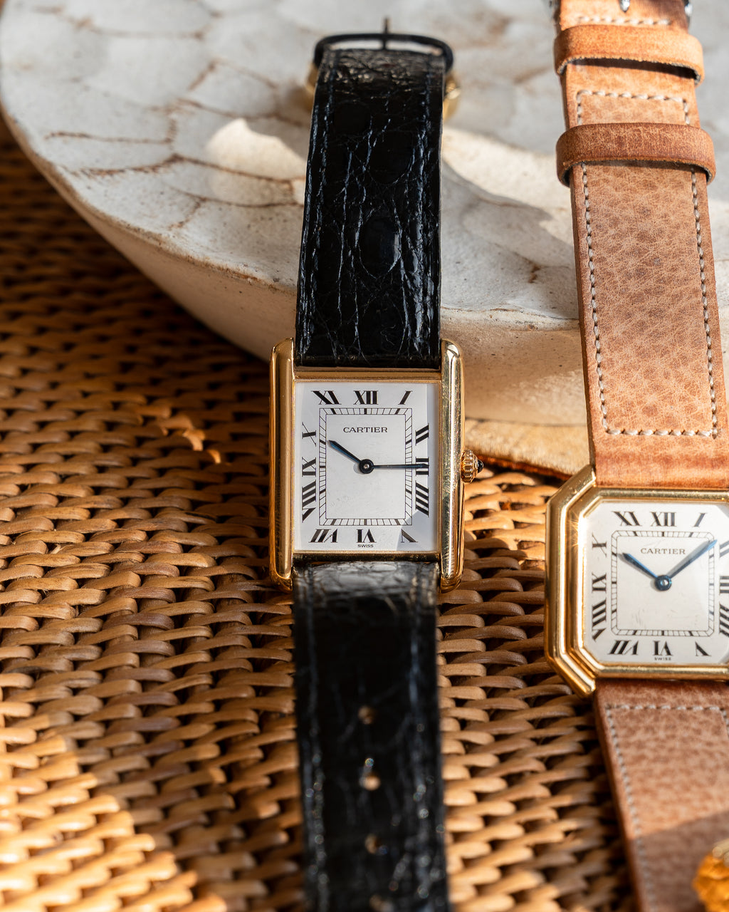 Cartier Tank Louis ref 81052 in 18k yellow gold, Swiss only dial, caliber QZ690