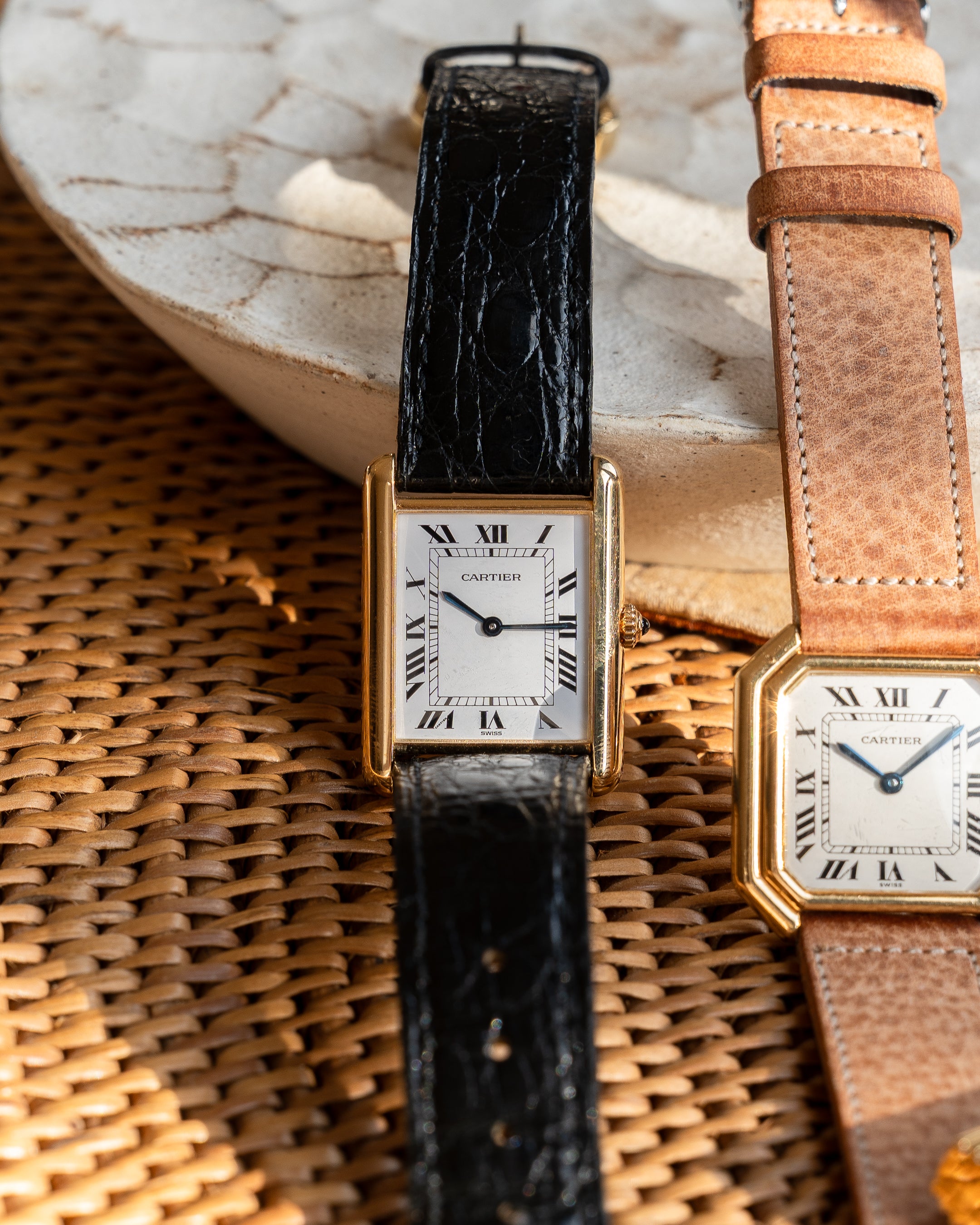 Cartier Tank Louis ref 81052 in 18k yellow gold, Swiss only dial, caliber QZ690