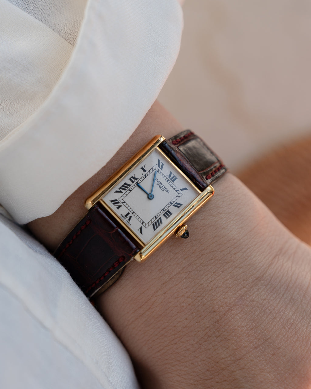 Cartier CPCP "Collection Prive", Tank Louis ref 1600 in yellow gold,  full set